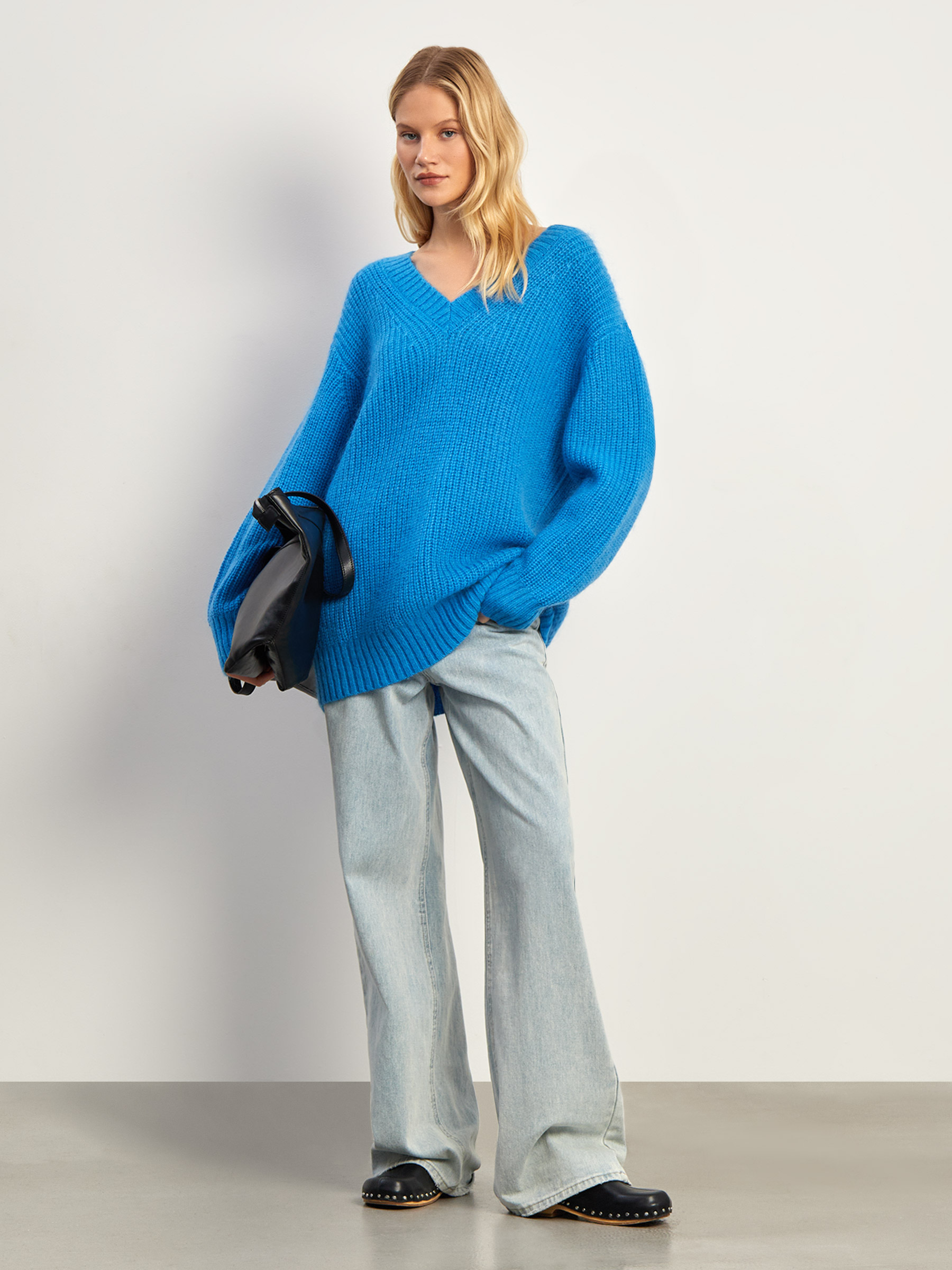 Джемпер из мохера 6590₽