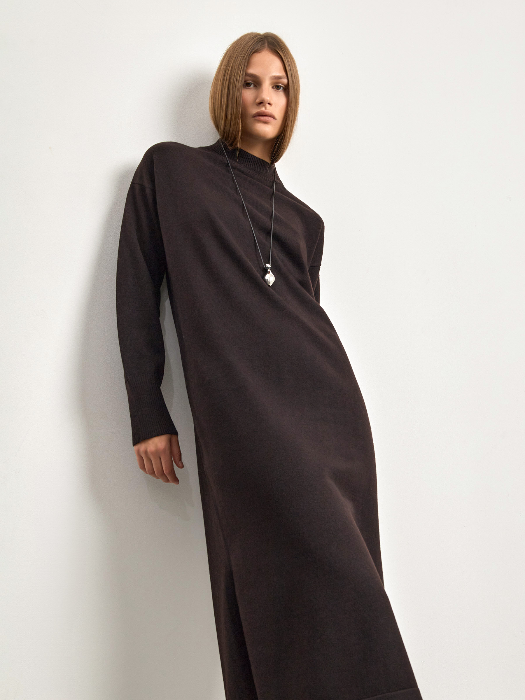 Платье миди с шерстью 6590₽