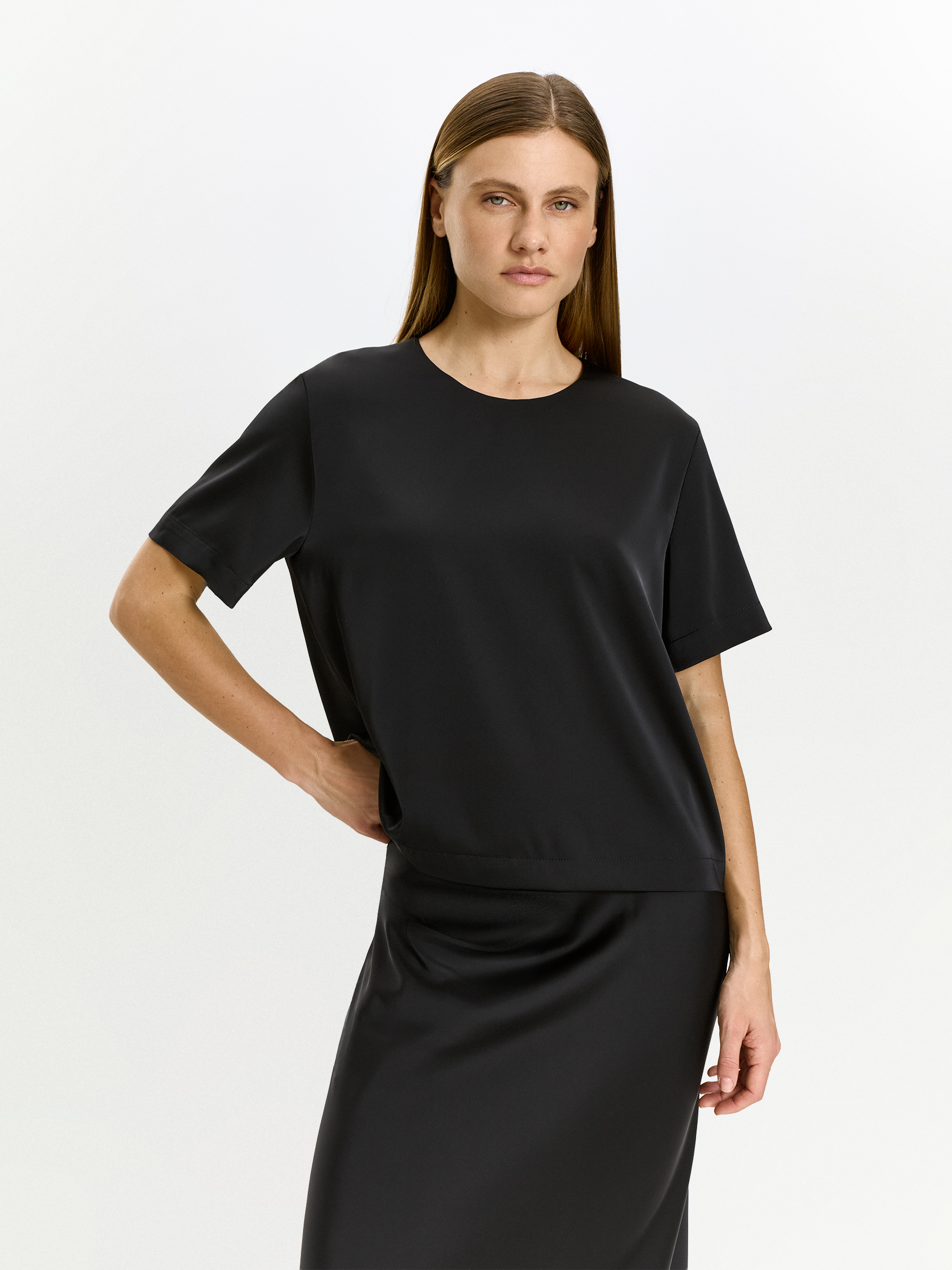 Блузка прямого кроя 6990₽