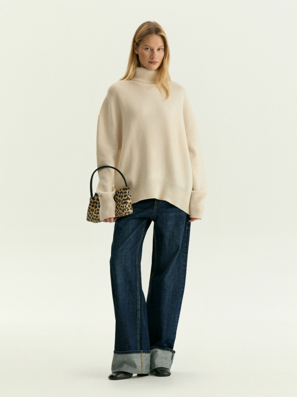 Свитер с содержанием кашемира