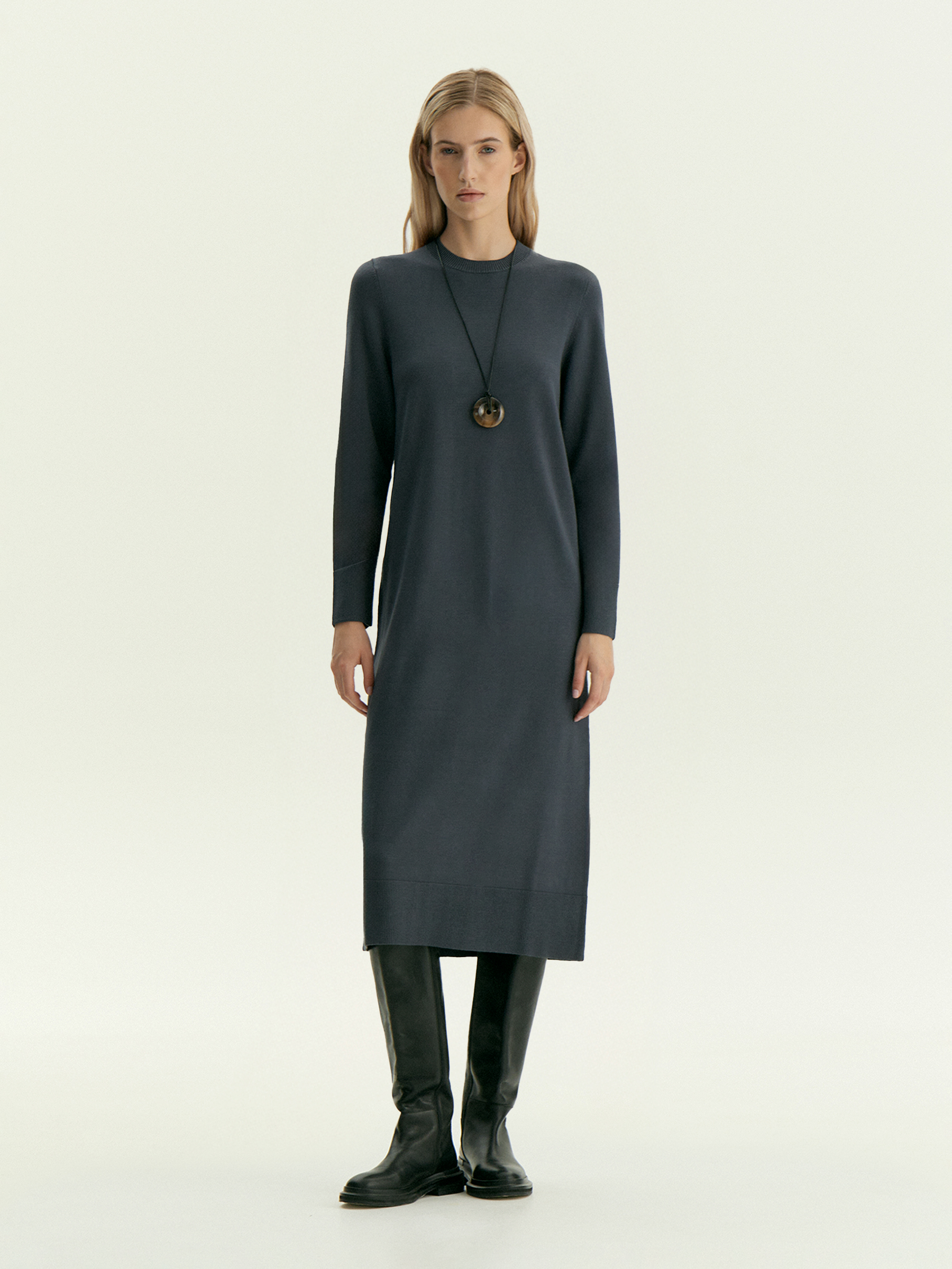 Трикотажное платье из вискозы 6490₽