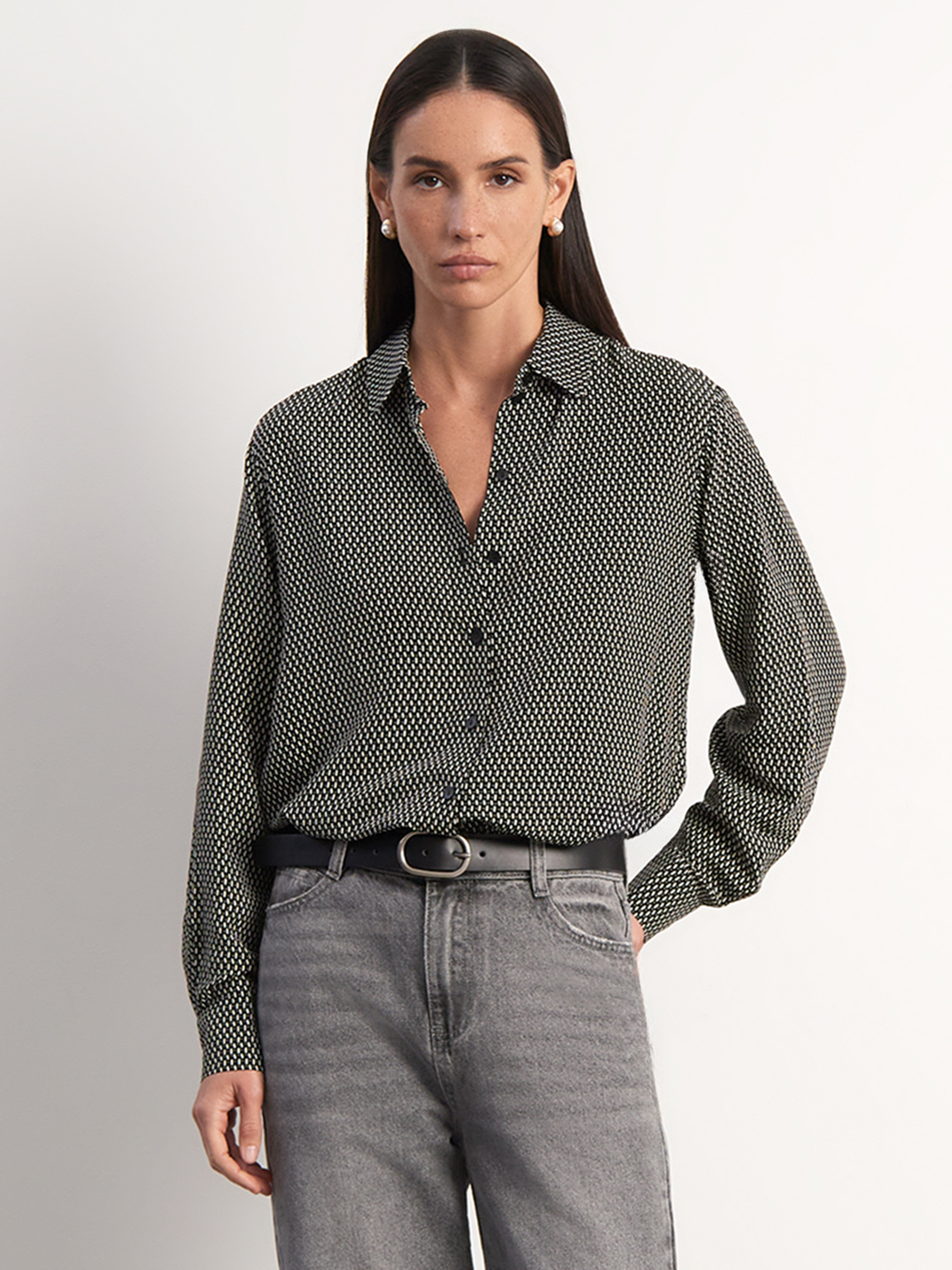 Рубашка с принтом из 100 вискозы 4990₽