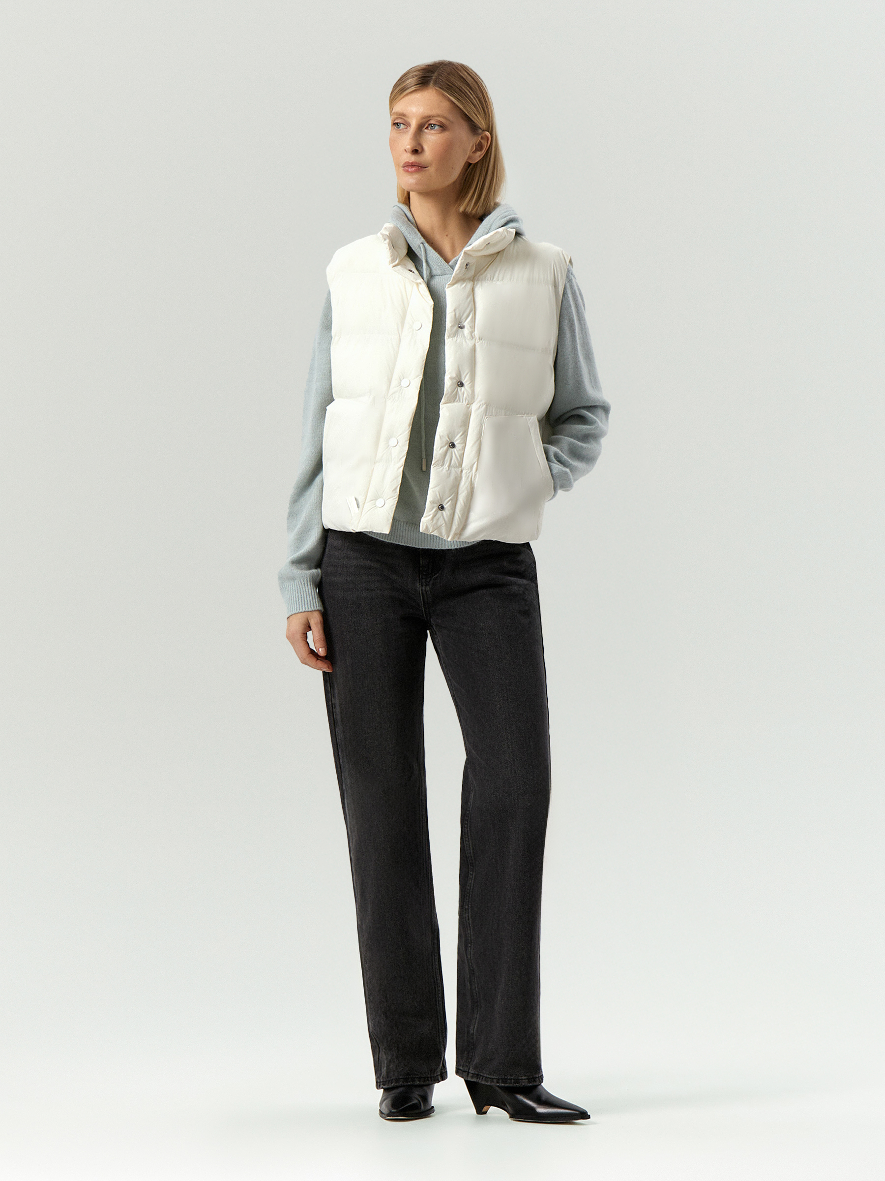 Утепленный жилет 11390₽