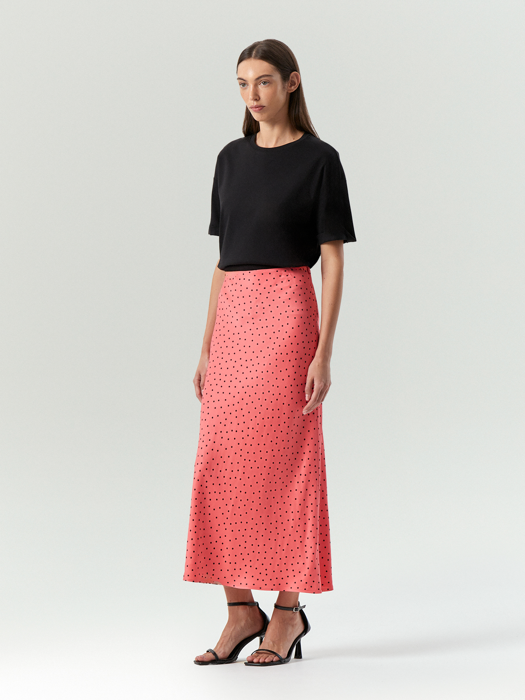 Юбка миди из 100 вискозы 3890₽