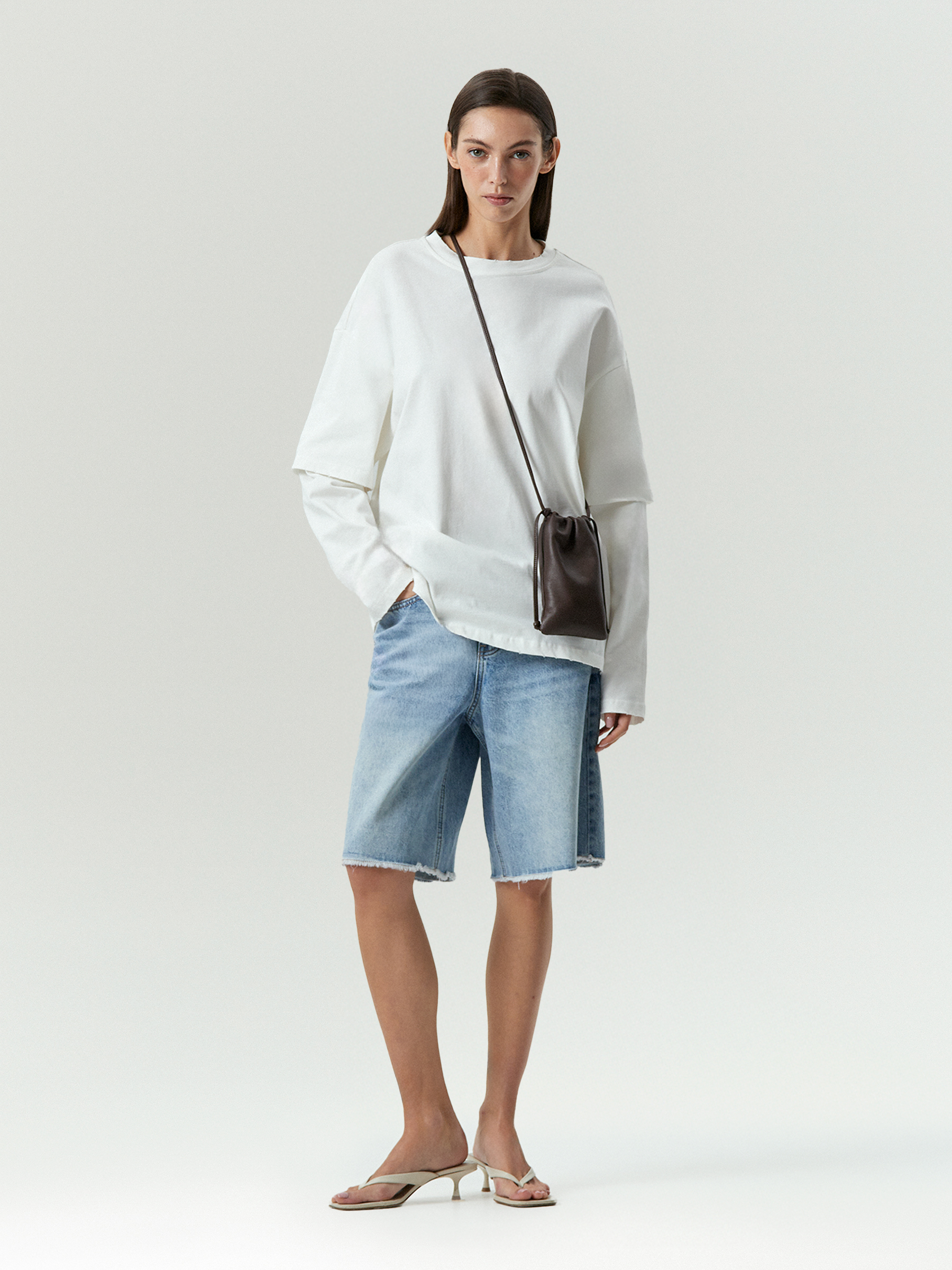 Джинсовые шорты с бахромой 12990₽