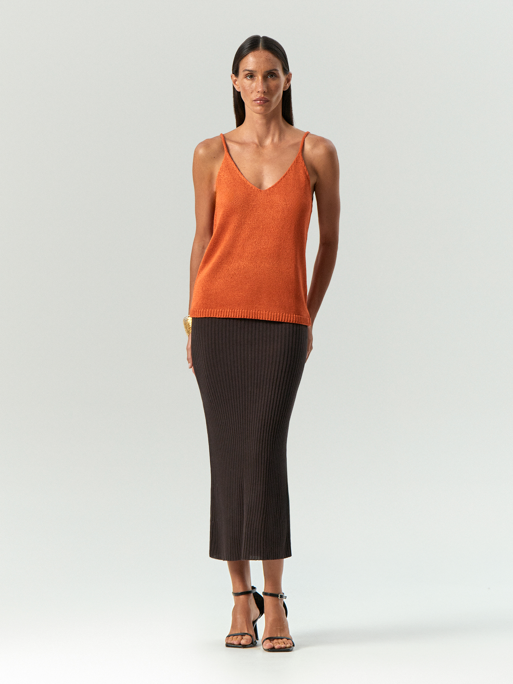 Трикотажный топ с металлизированной нитью 7990₽