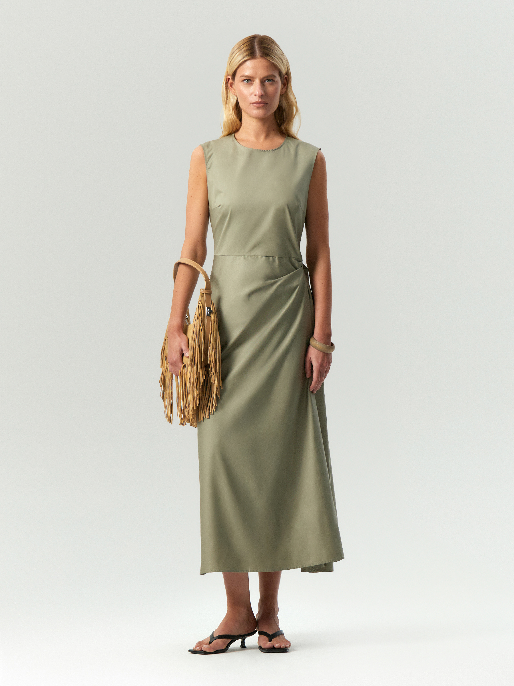 Платье макси из 100 хлопка 22990₽