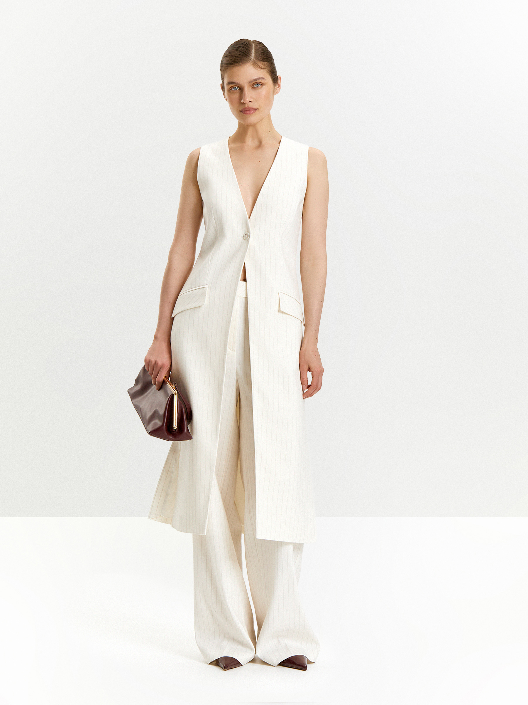 Удлиненный жилет в полоску 23990₽