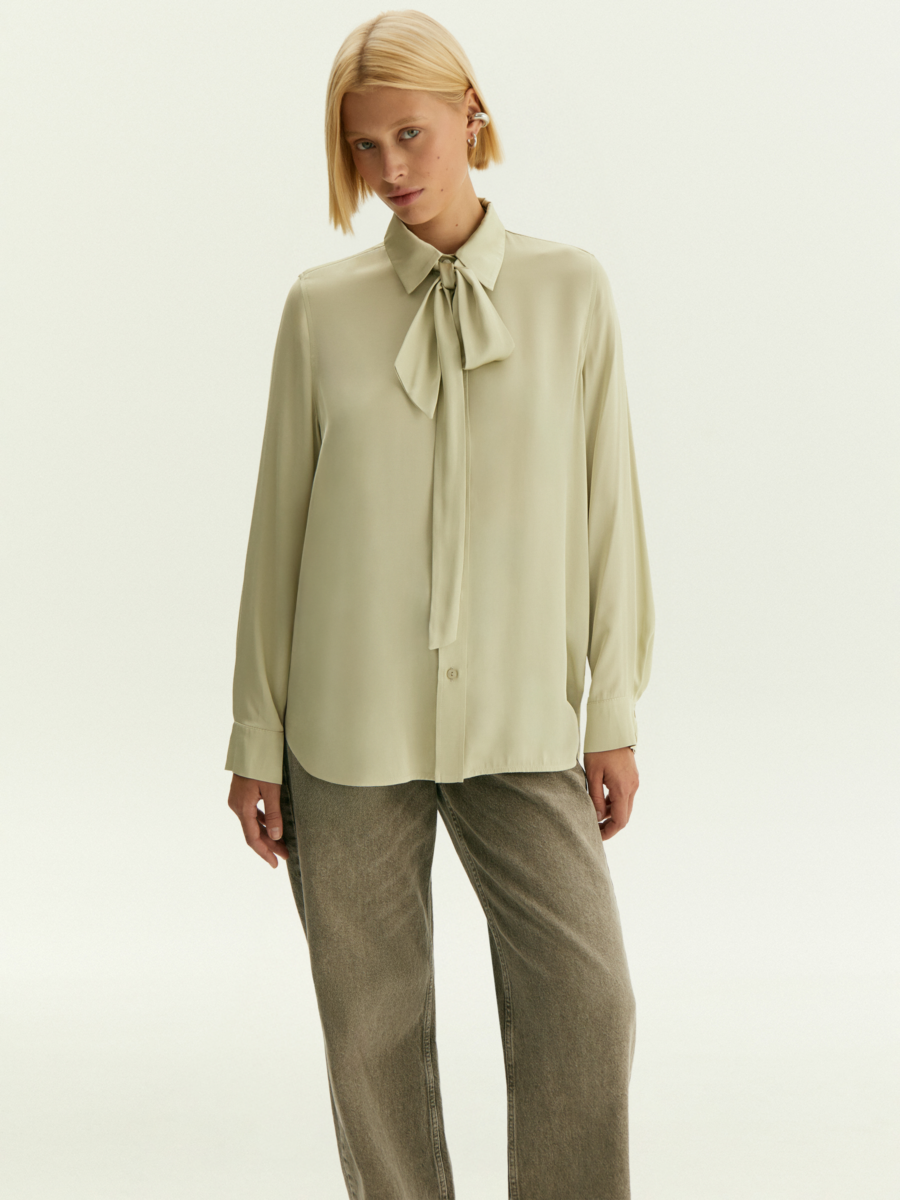 Рубашка с воротником-галстуком из смесовой вискозы 5590₽