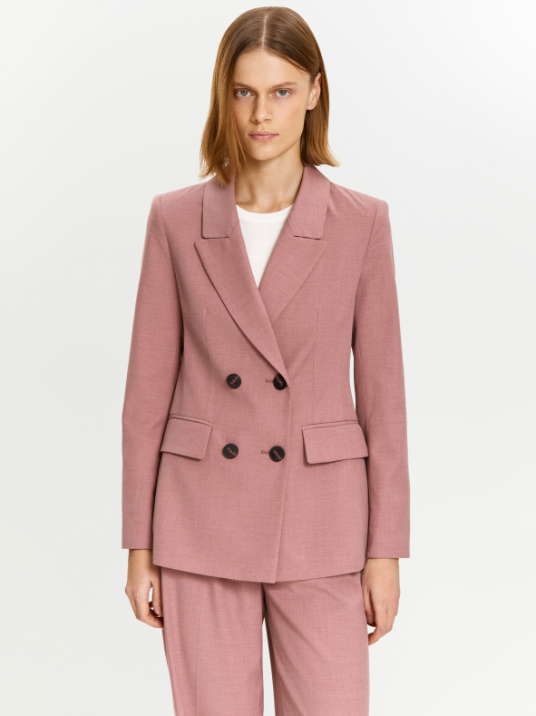 Двубортный жакет приталенного кроя