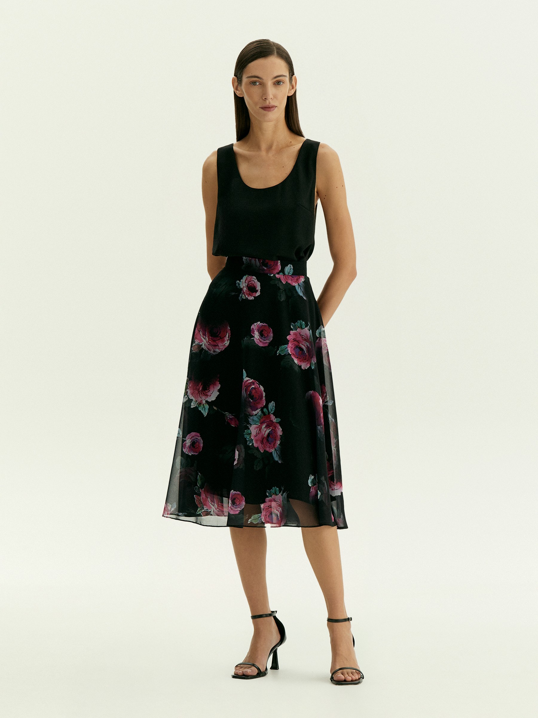 Юбка миди из шифона с цветочным принтом 5990₽