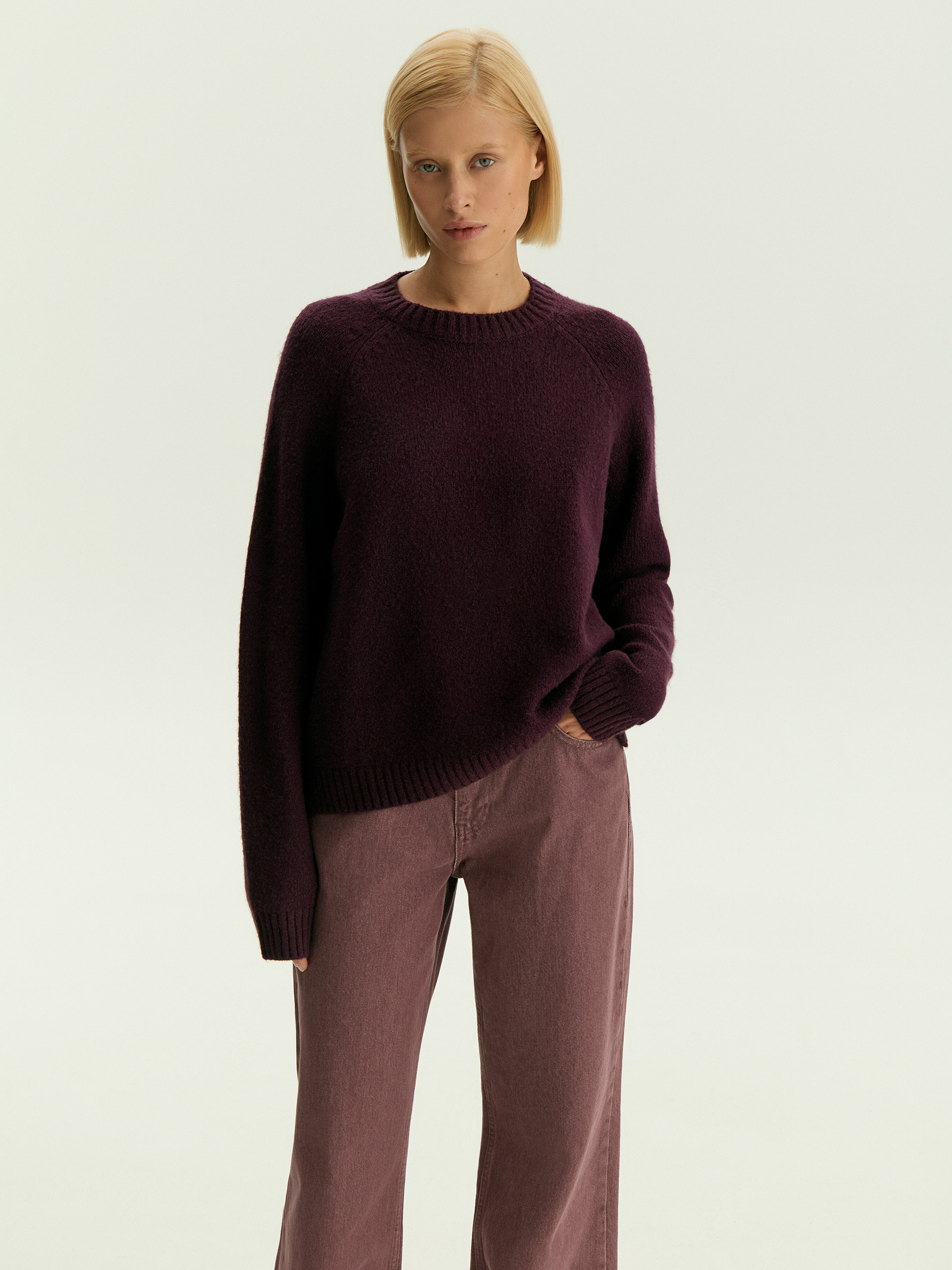 Джемпер из вискозного трикотажа с добавлением шерсти 11990₽