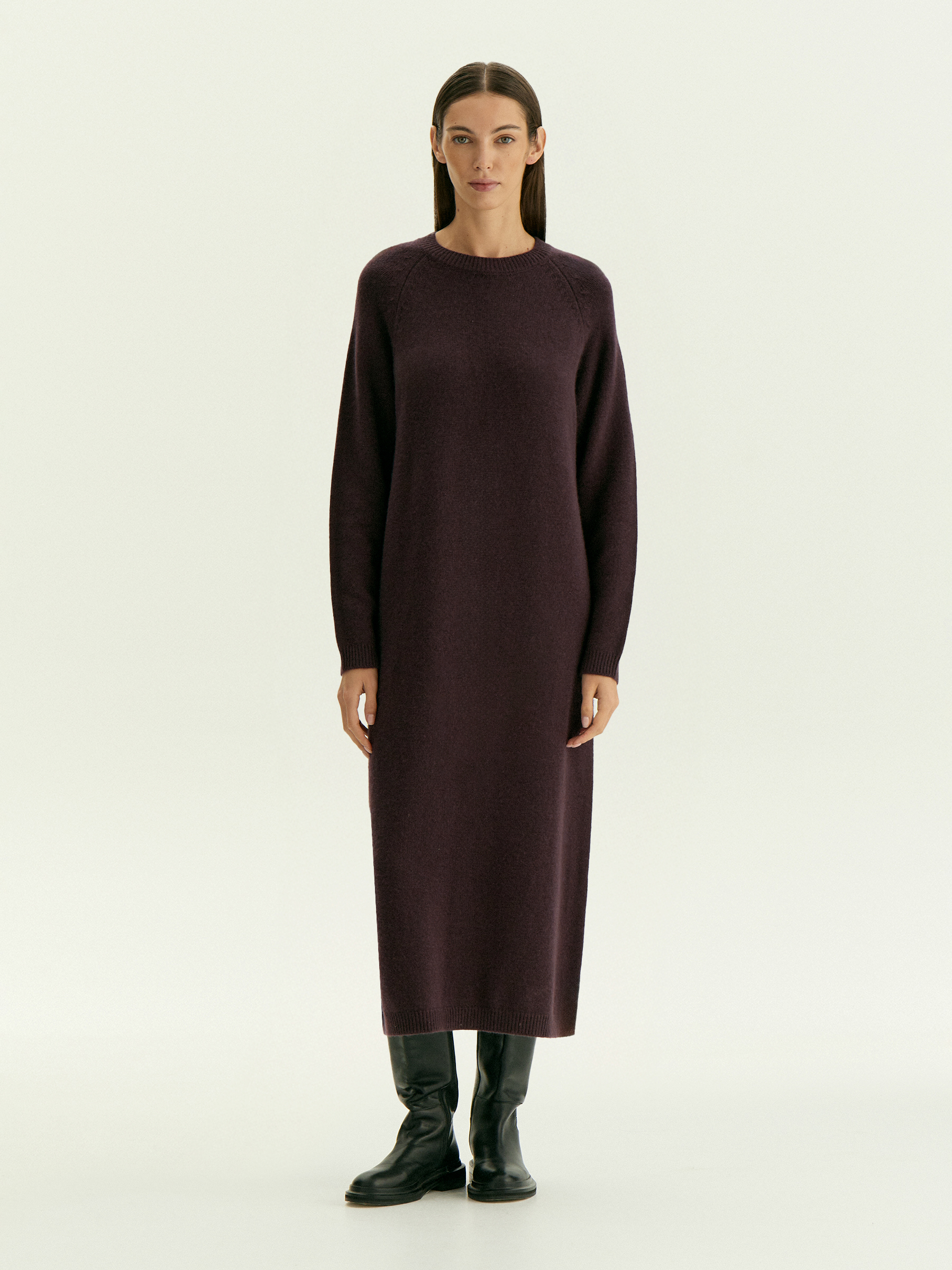 Платье вязаное 16790₽