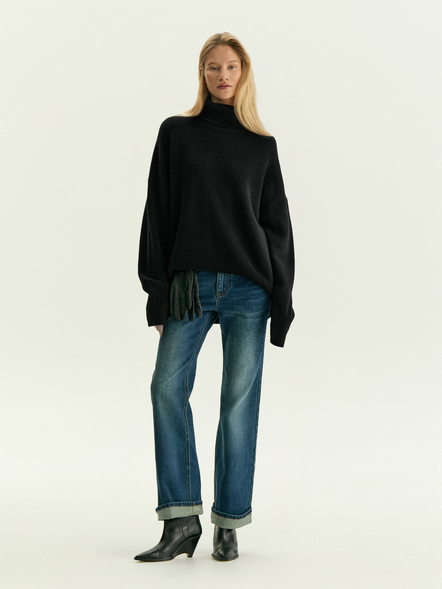 Свитер с содержанием кашемира 27990₽