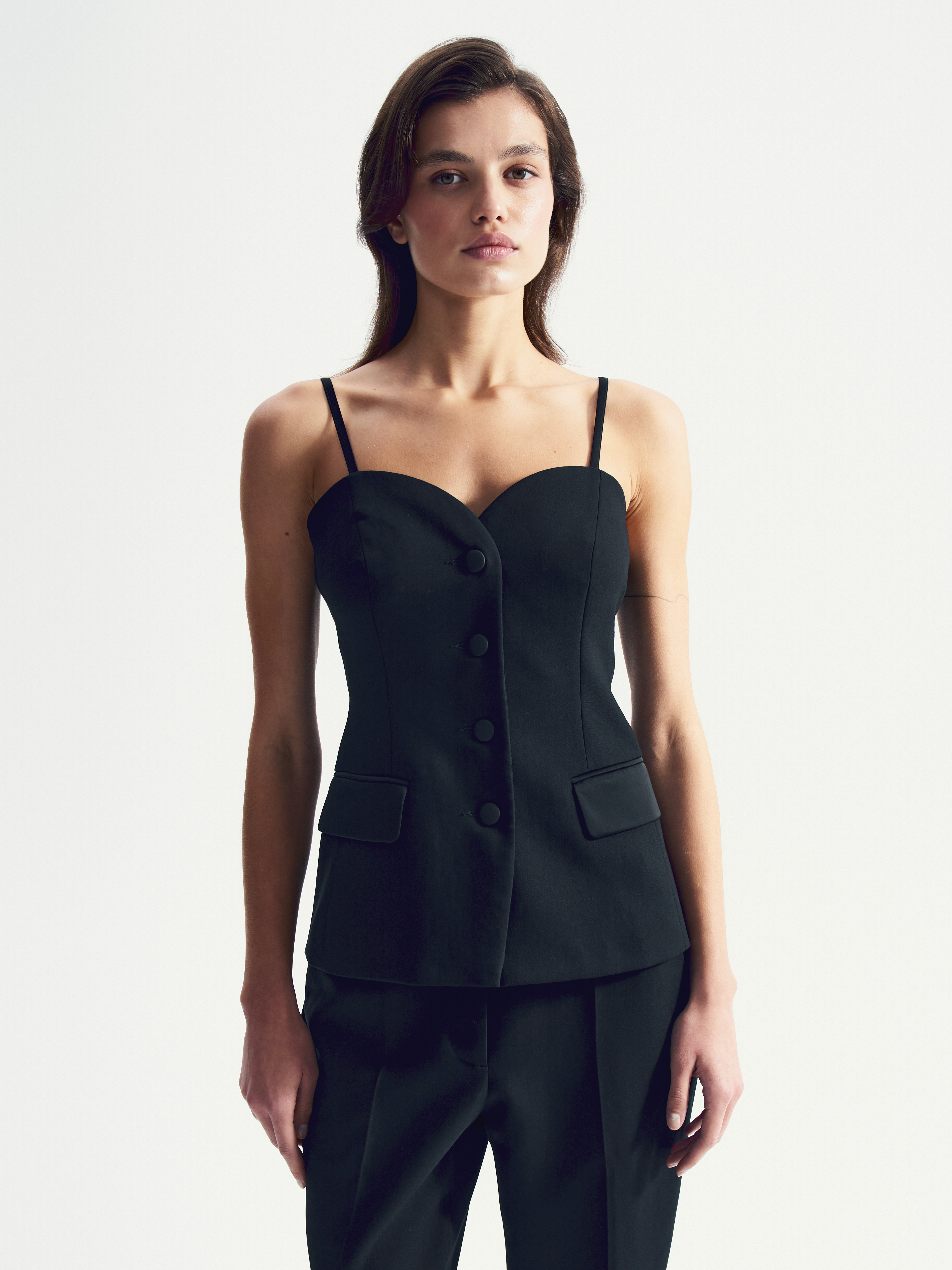 Топ на бретелях 8990₽