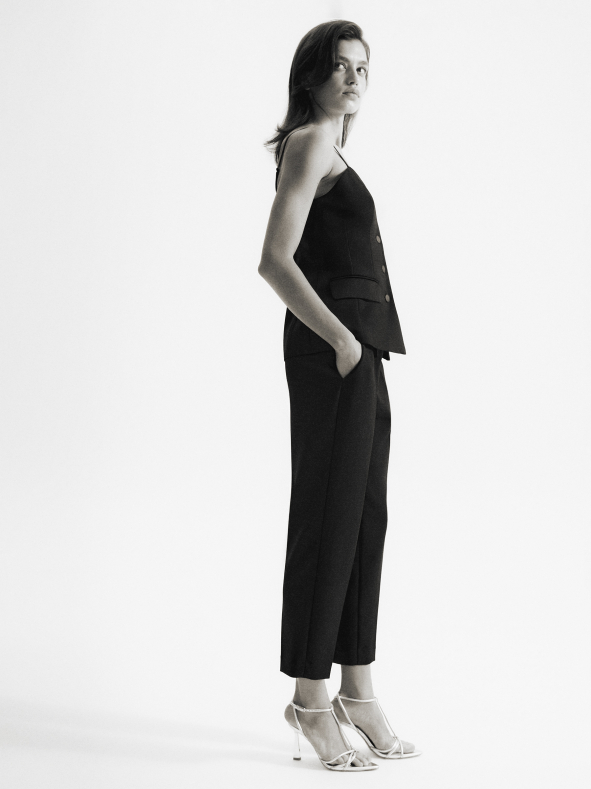 Брюки зауженного кроя