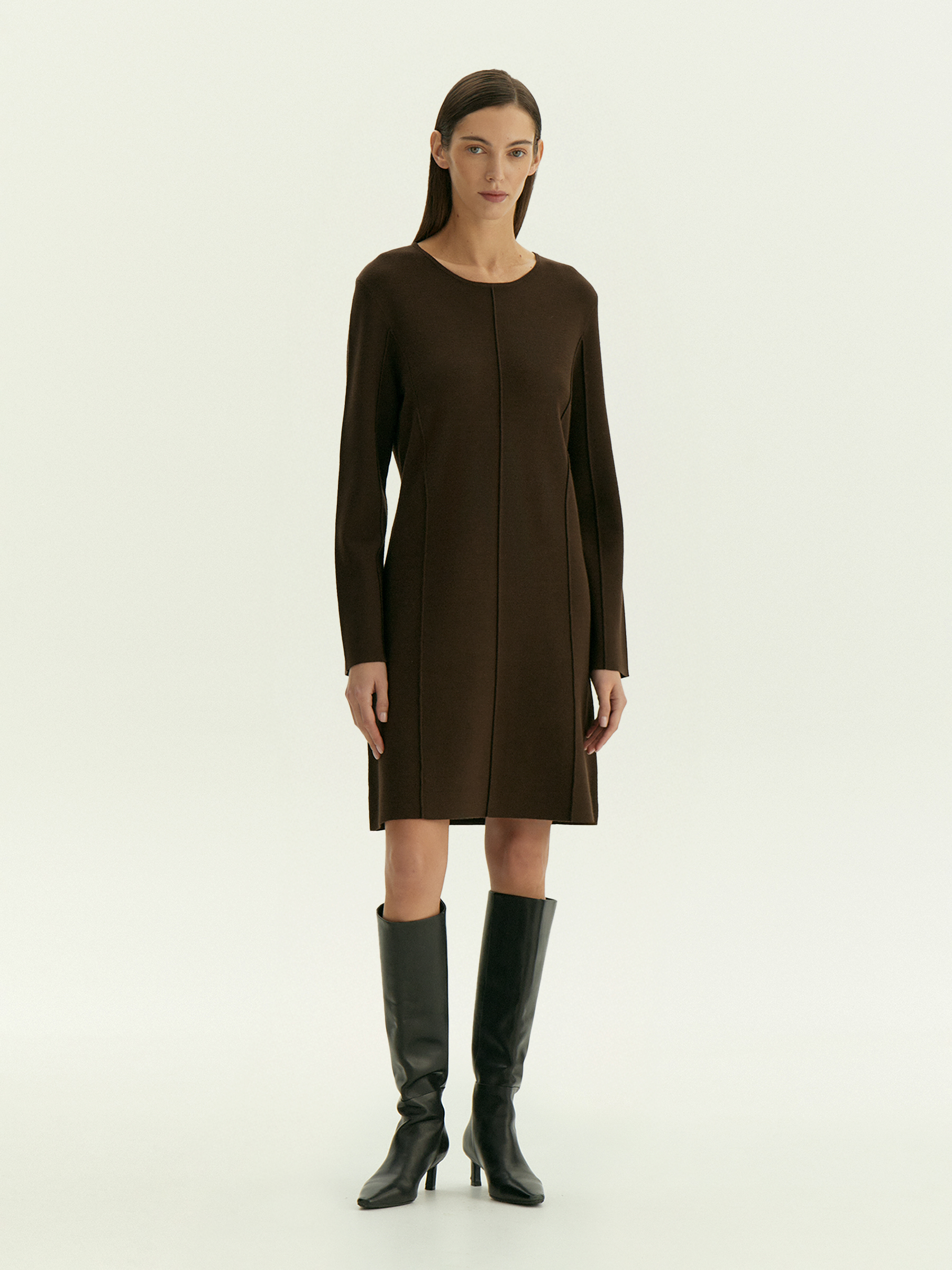 Трикотажное платье из вискозы 4490₽