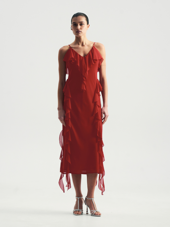 Платье с воланом