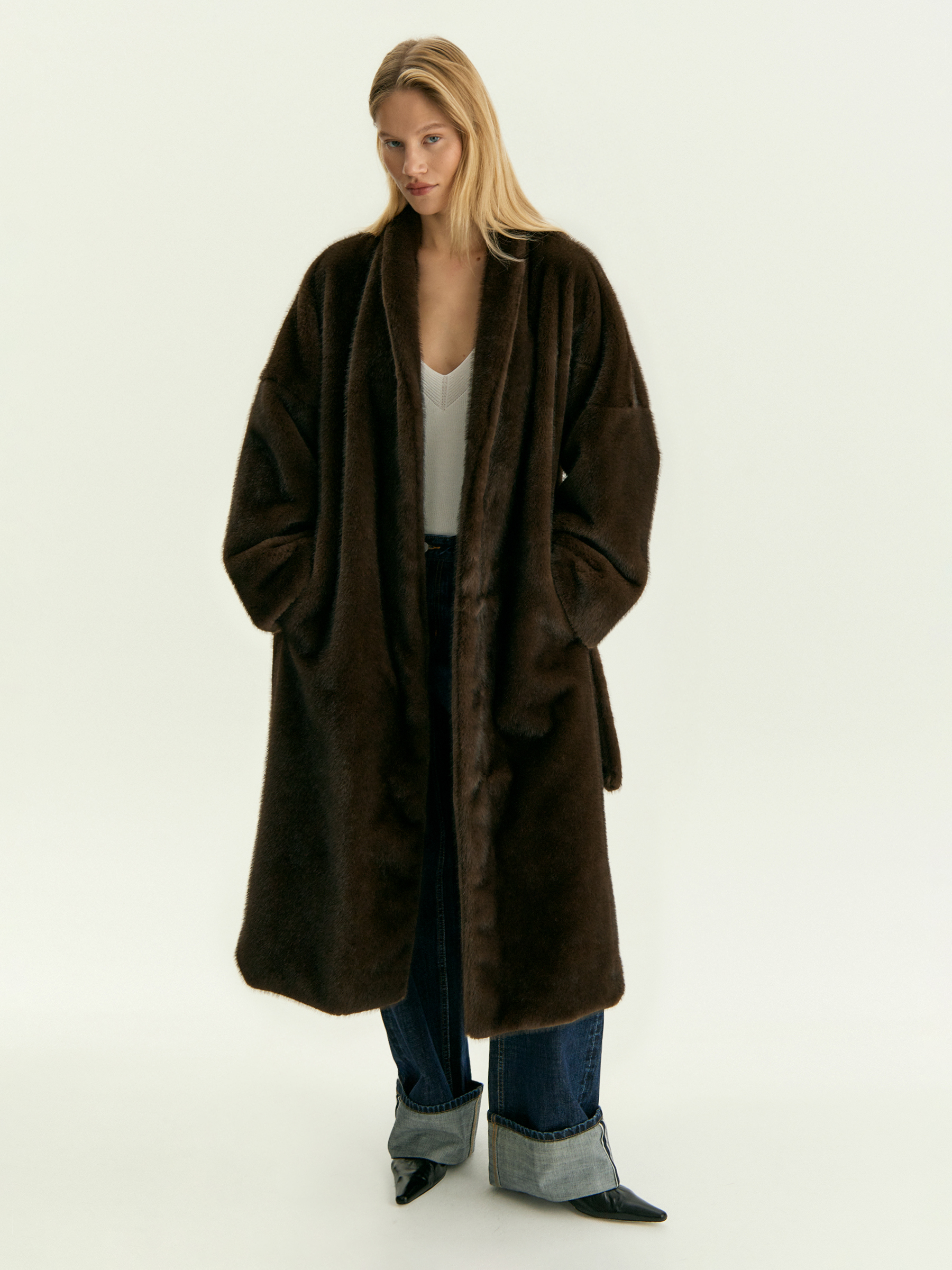 Шуба из экомеха 13590₽