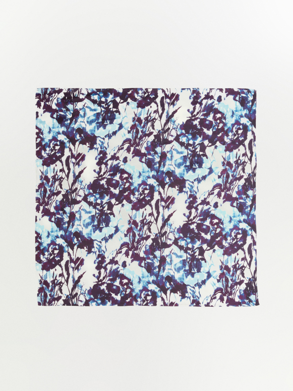 Платок с принтом