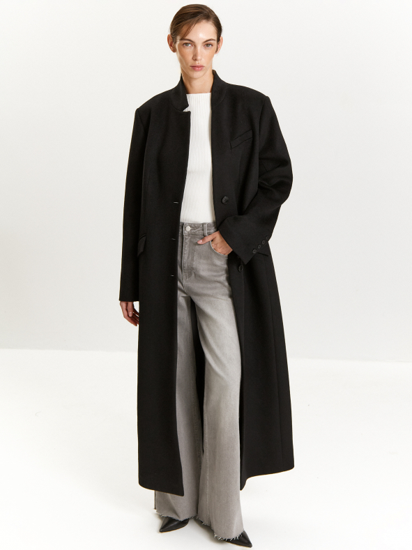 Пальто из шерсти