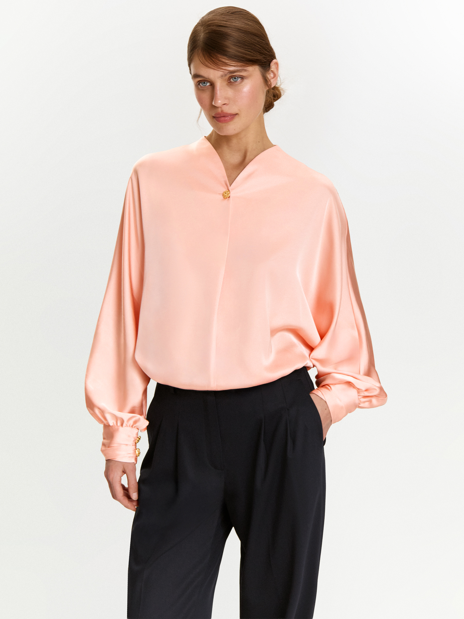 Блузка с длинным рукавом 13990₽