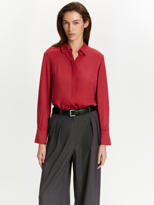 Рубашка приталенного кроя