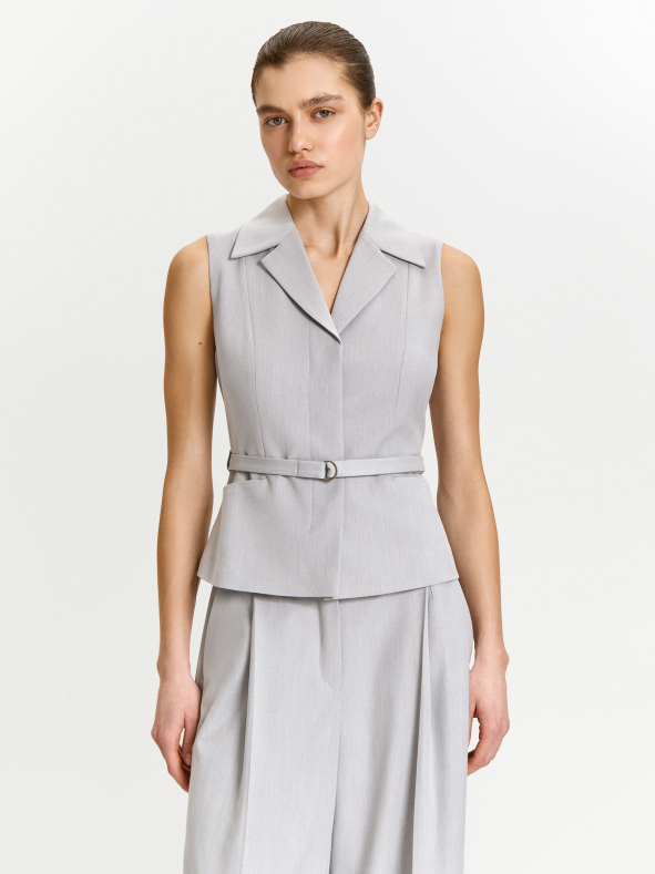 Жилет с поясом