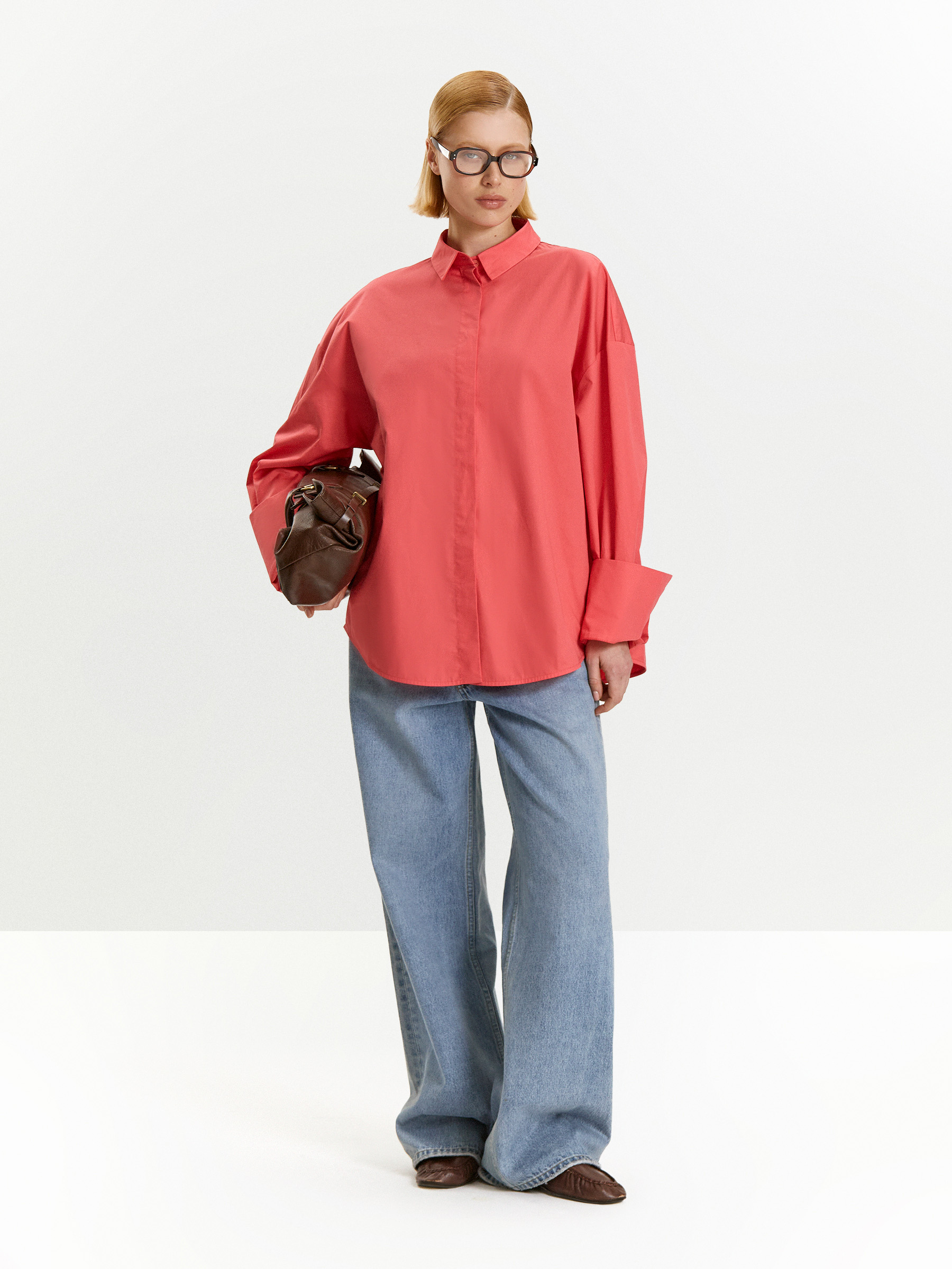 Рубашка однотонная 18990₽