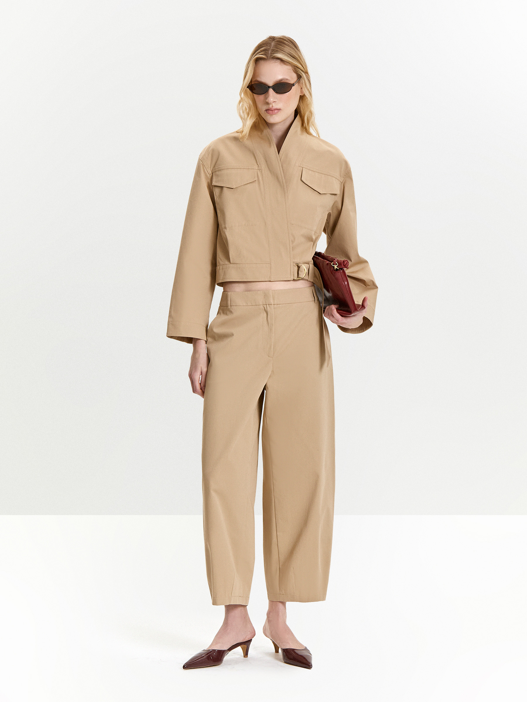 Брюки зауженного кроя 16990₽