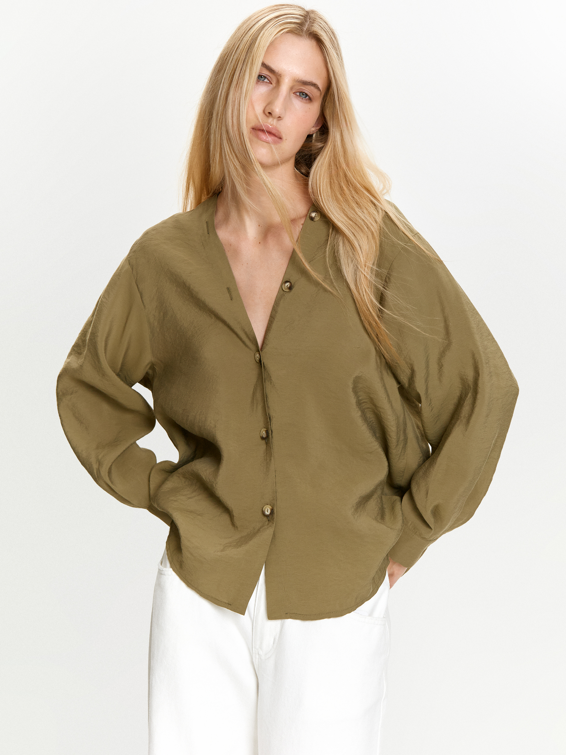 Рубашка однотонная 10990₽