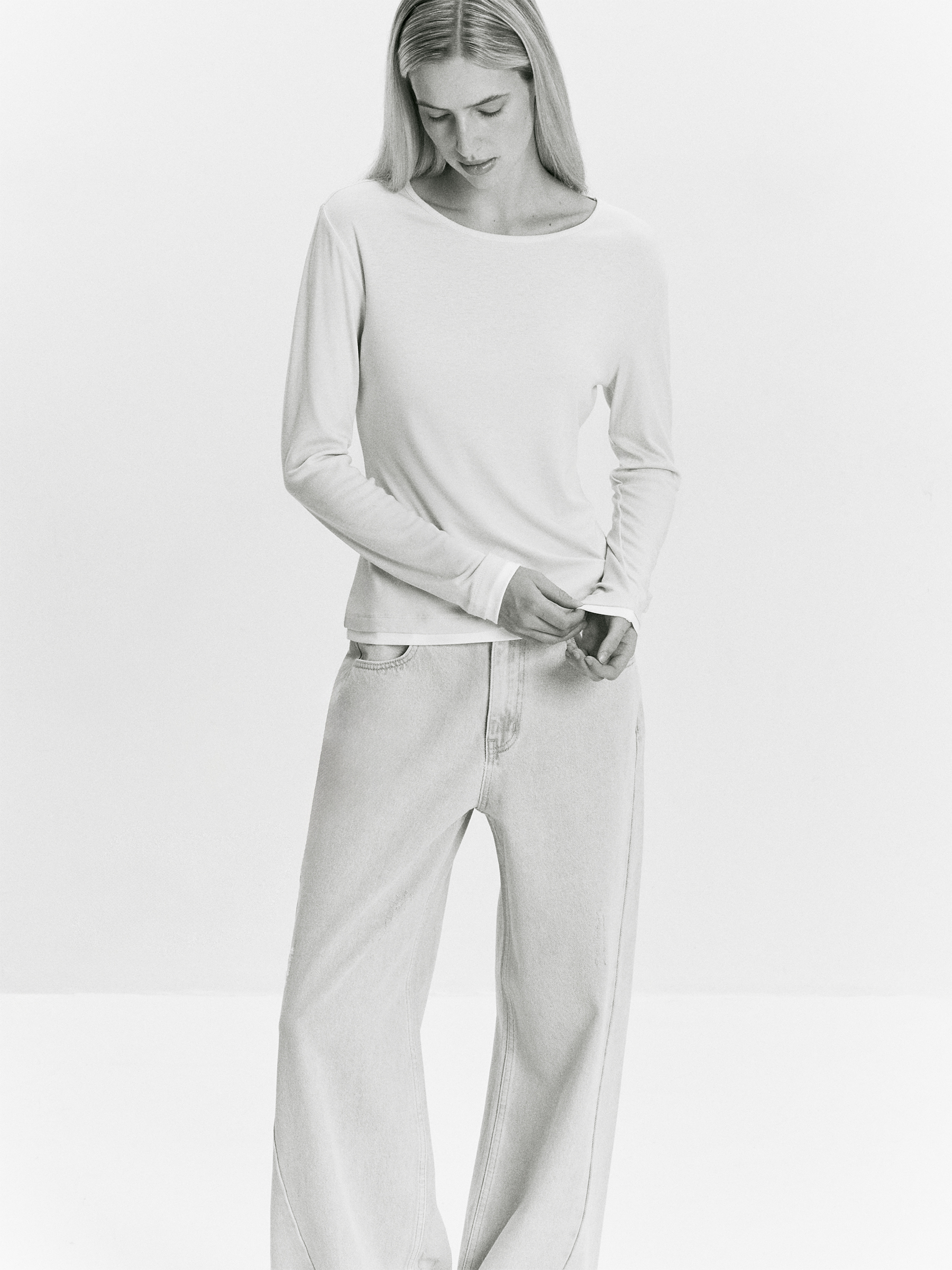 Лонгслив однотонный из вискозы 4990₽