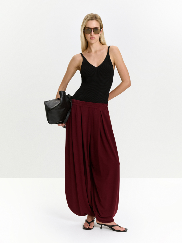 Брюки из трикотажа