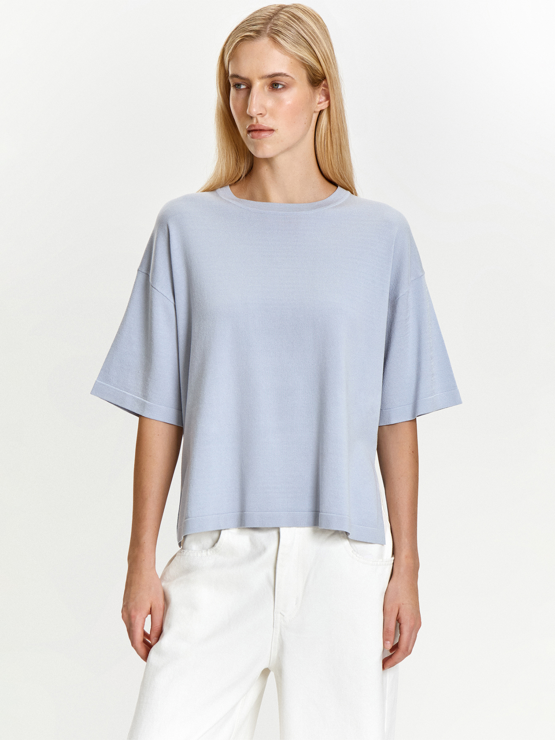 Футболка с содержанием шелка 9990₽