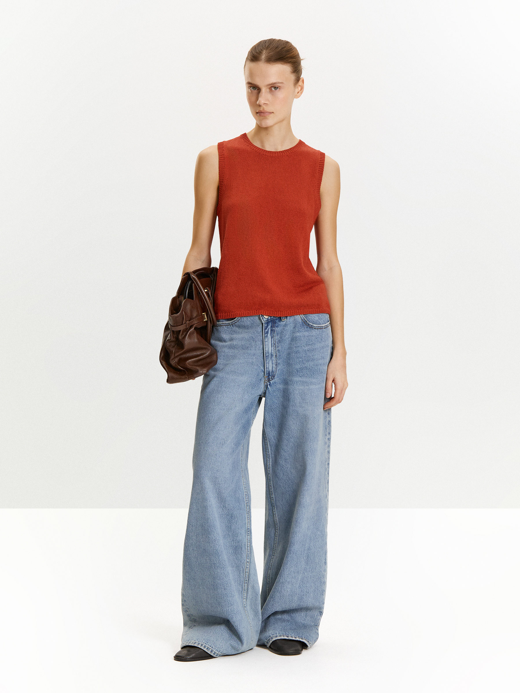 Топ с содержанием льна 8990₽