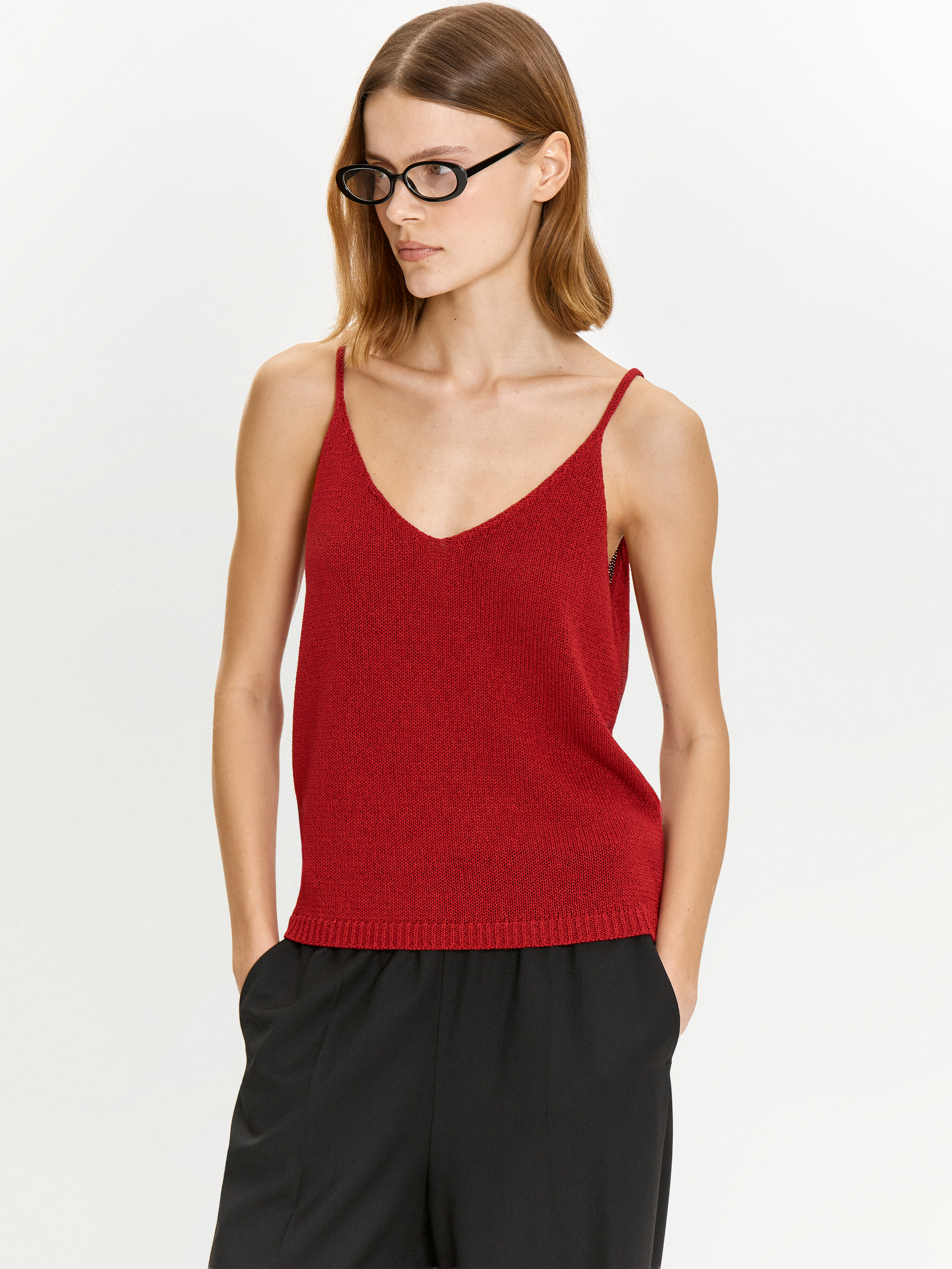 Трикотажный топ с металлизированной нитью 7990₽