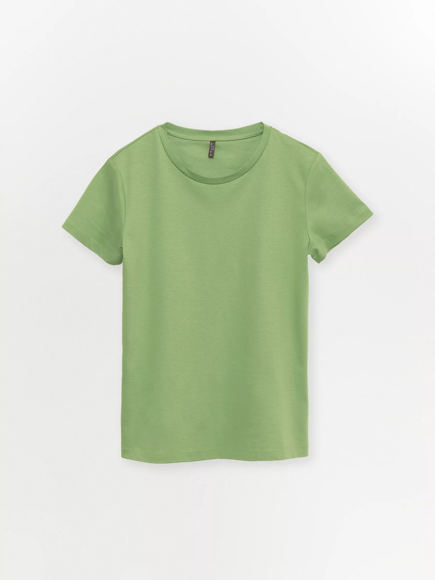 Футболка B2579/leave