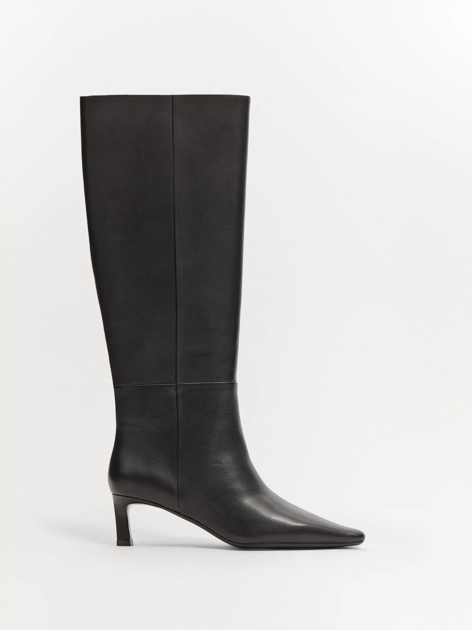 Сапоги из натуральной кожи