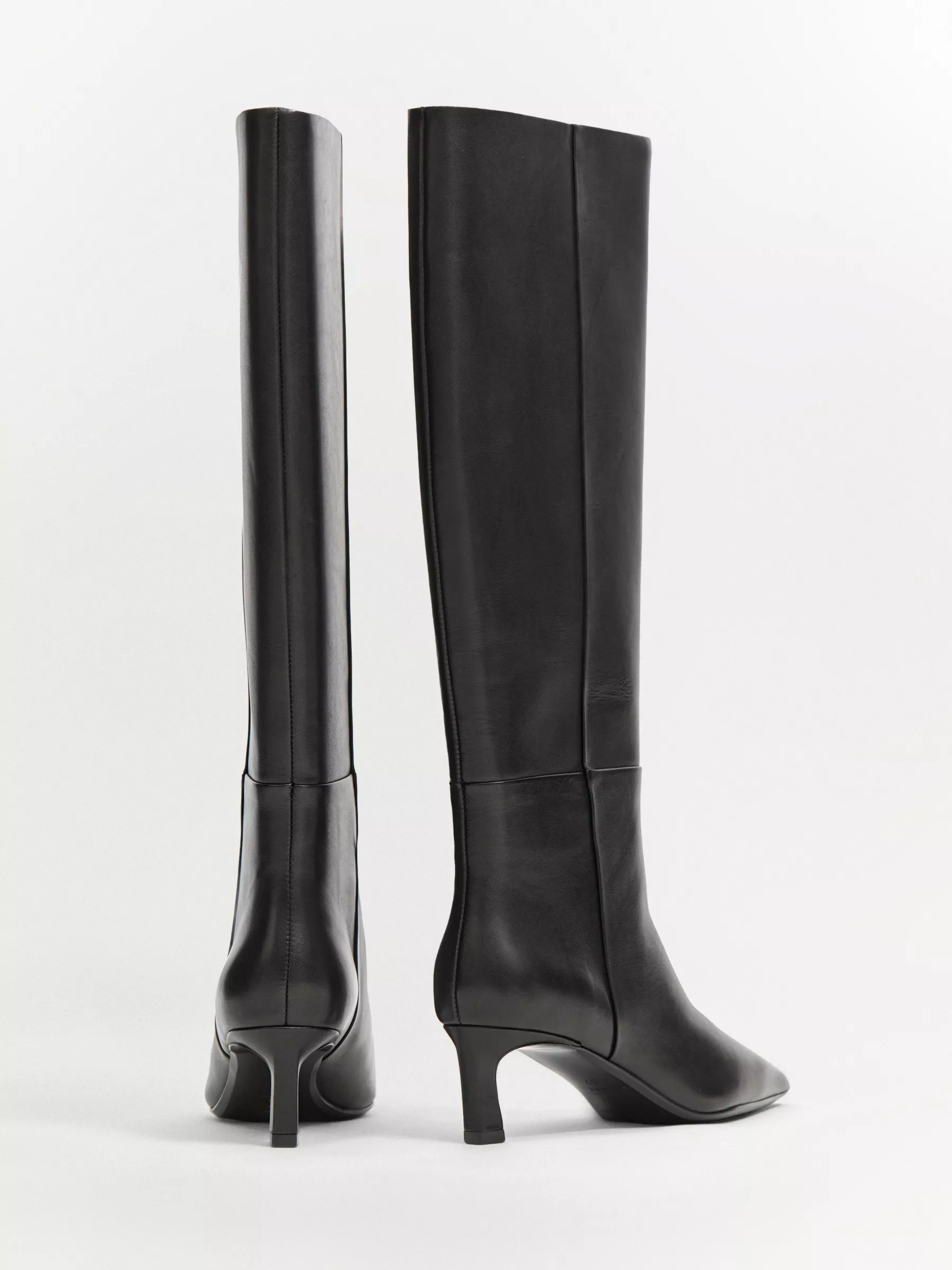 Сапоги из натуральной кожи