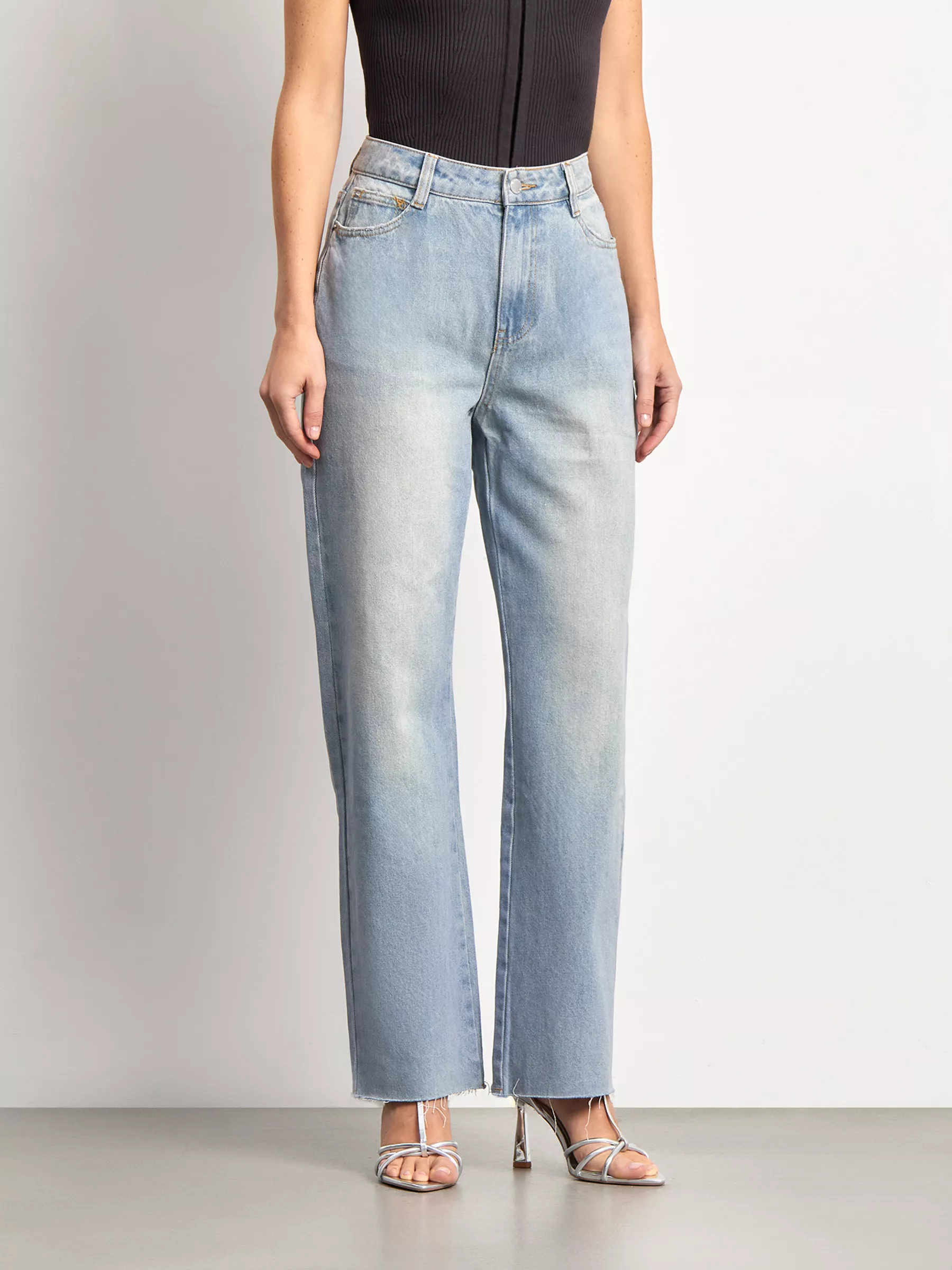 Джинсы Mom Fit 369