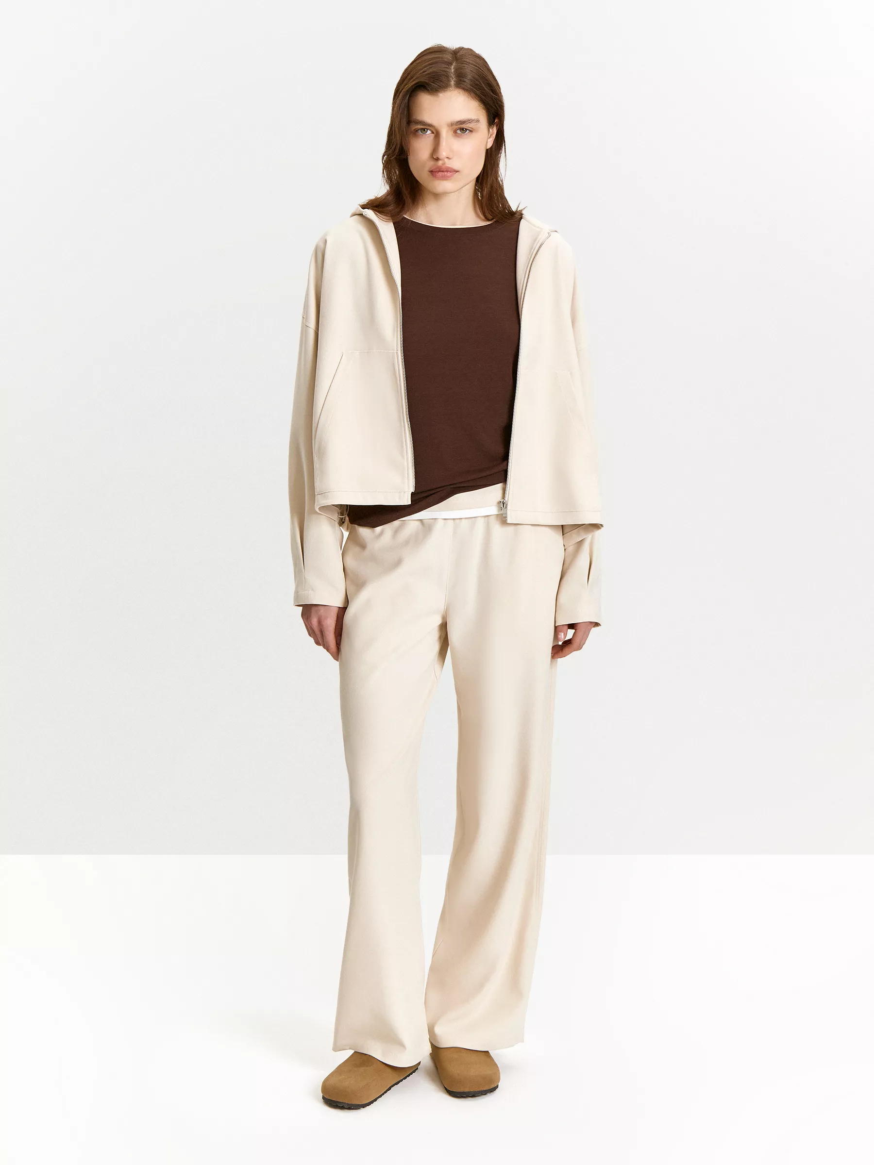 Брюки прямого кроя из трикотажа