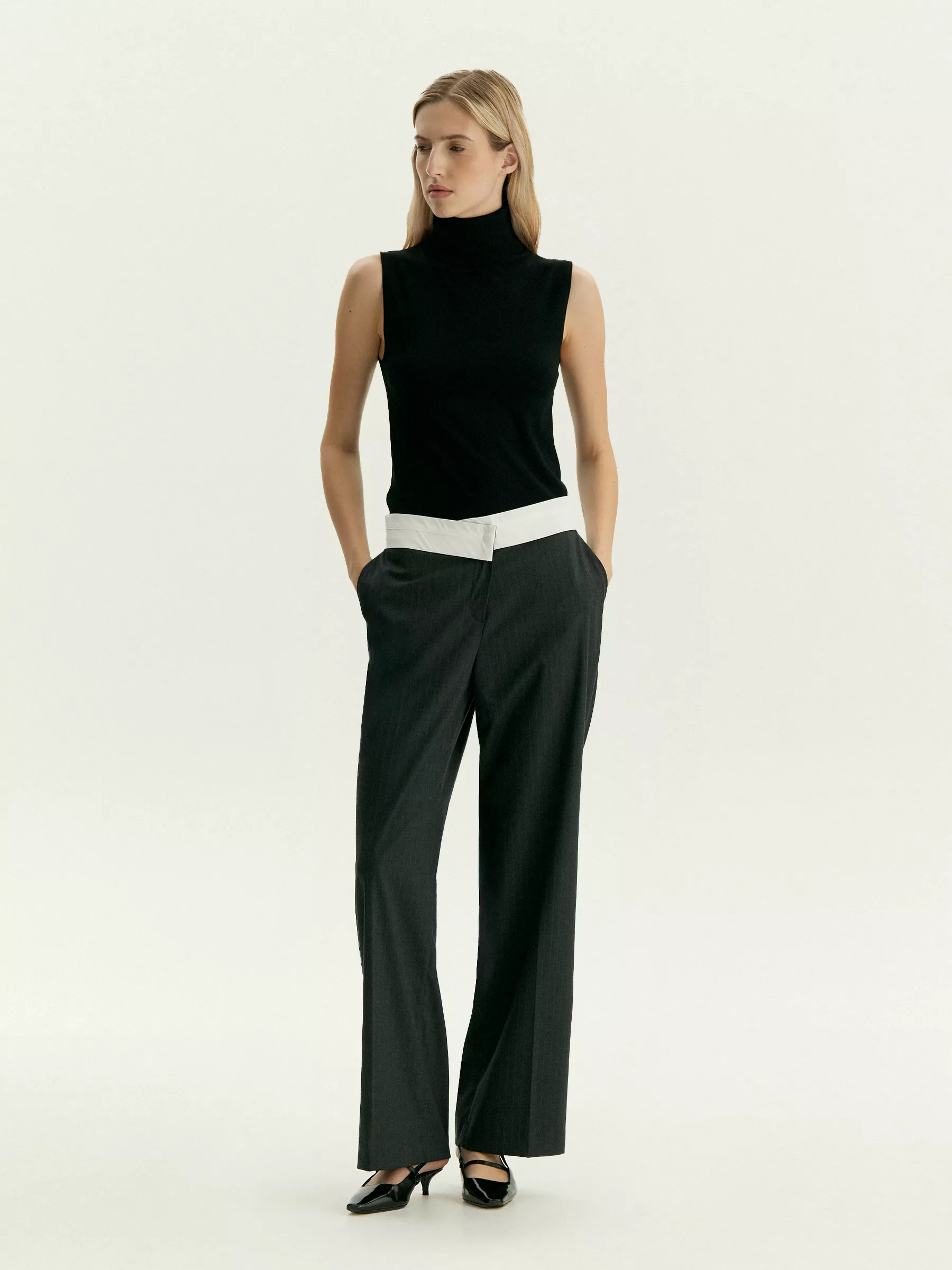 Брюки в полоску