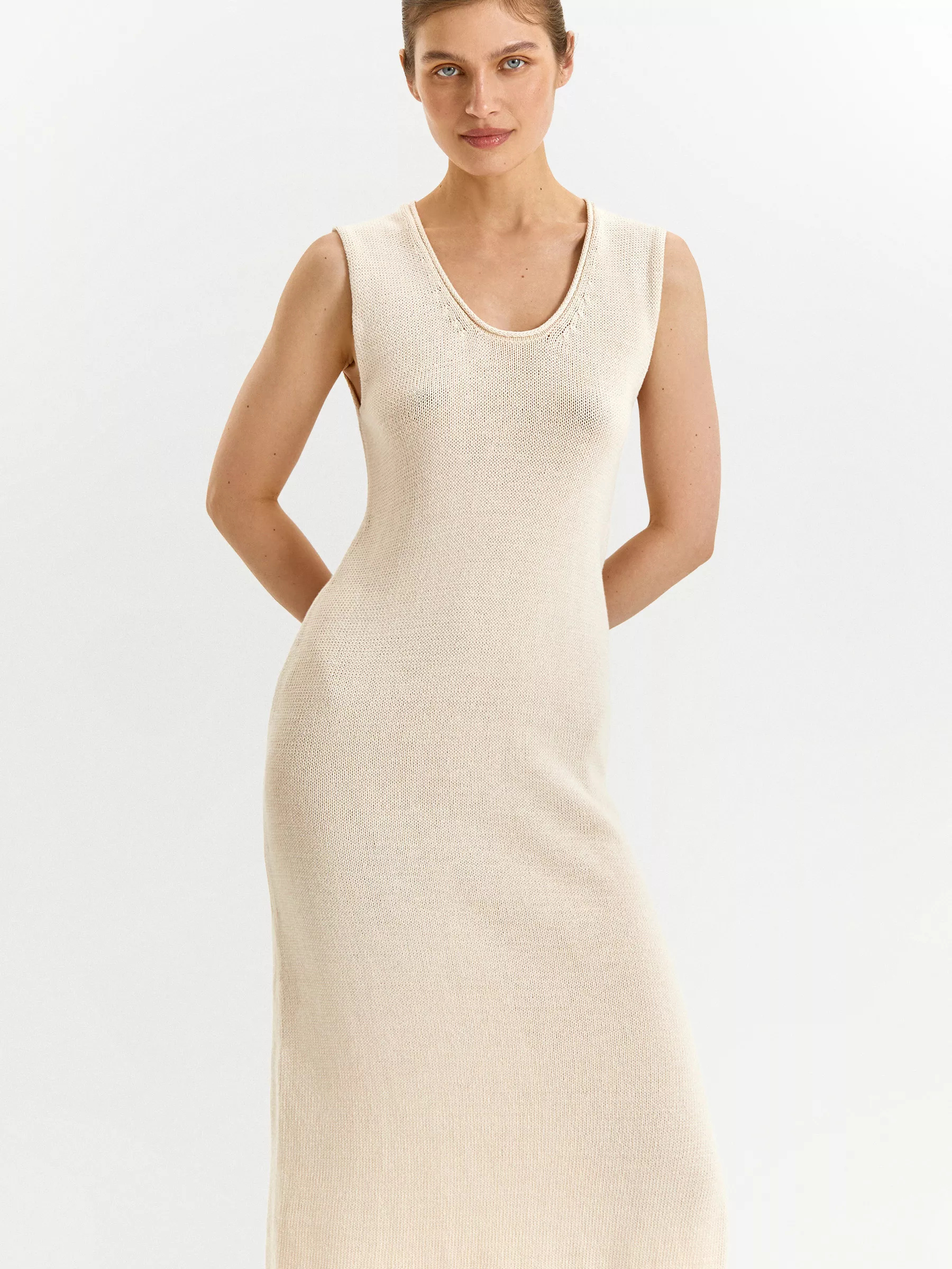 Платье вязаное 