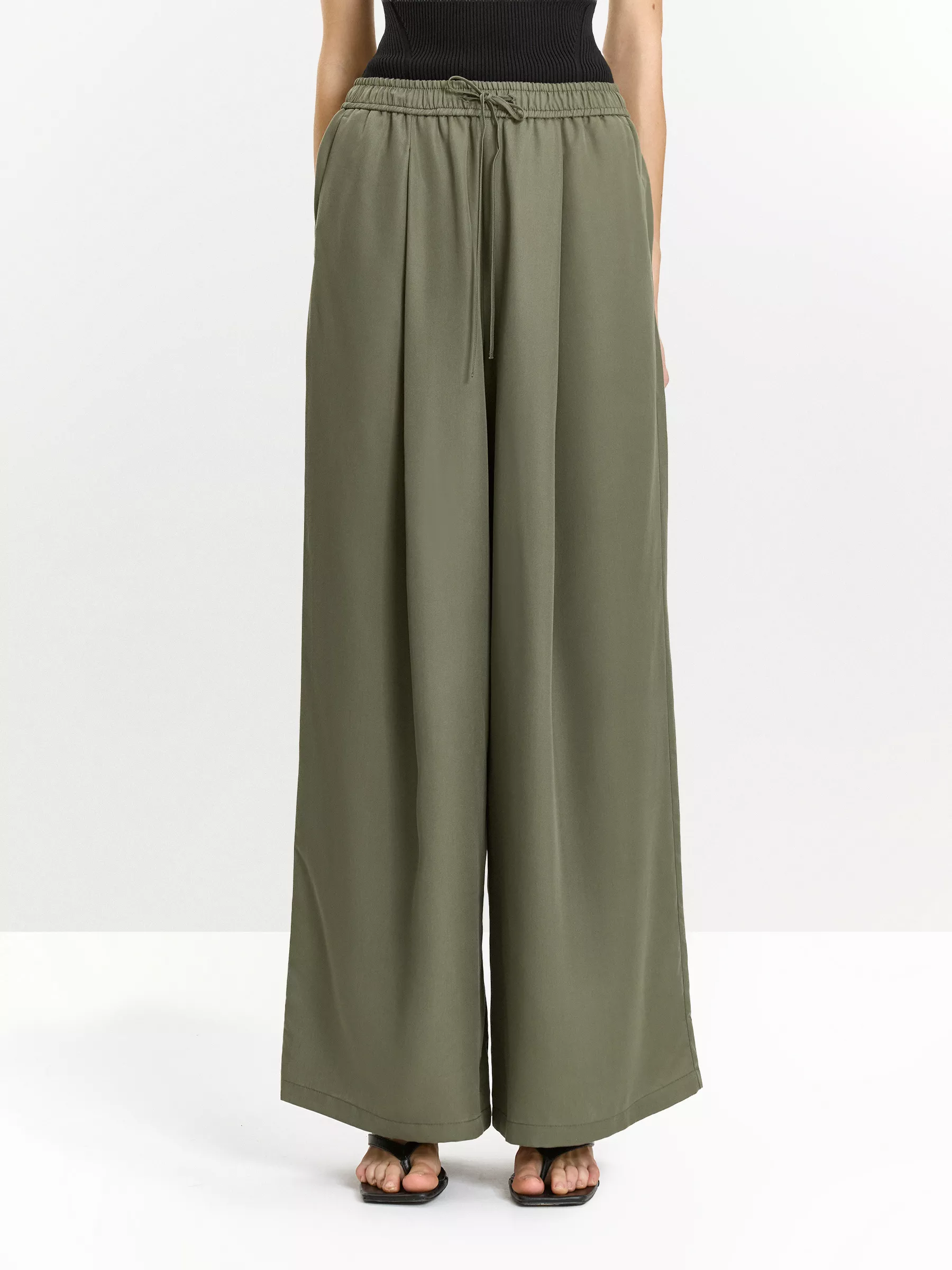 Брюки D455/pomme