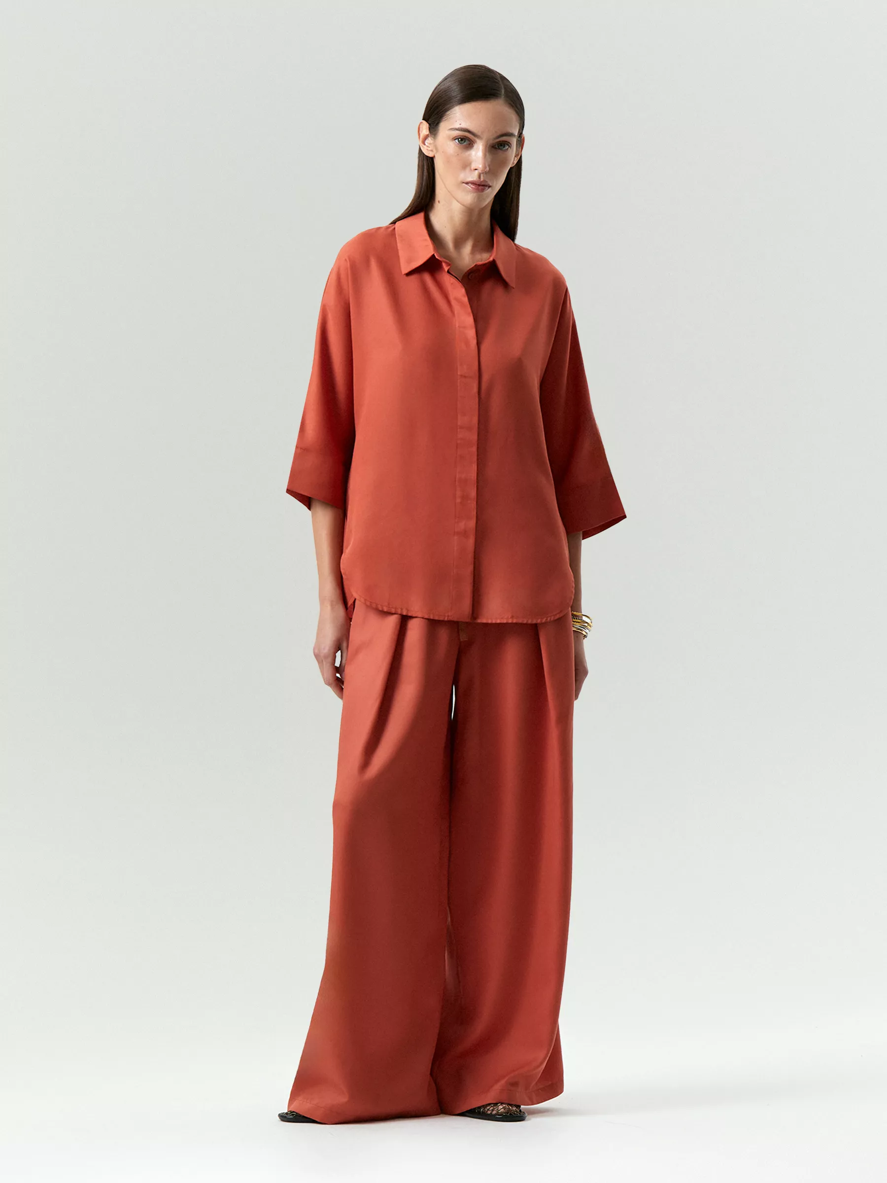 Рубашка B3196/tibo