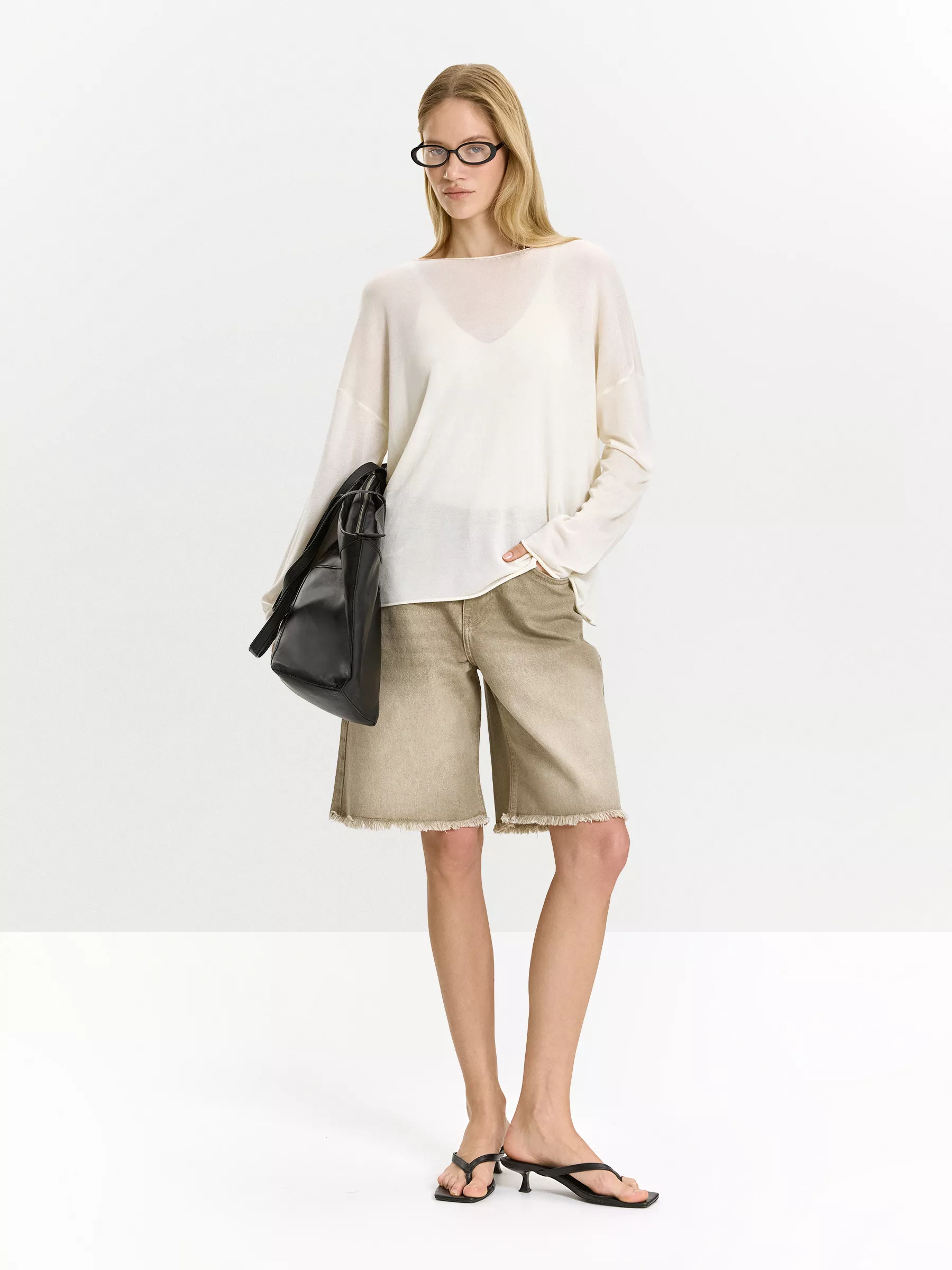 Джинсовые шорты с бахромой