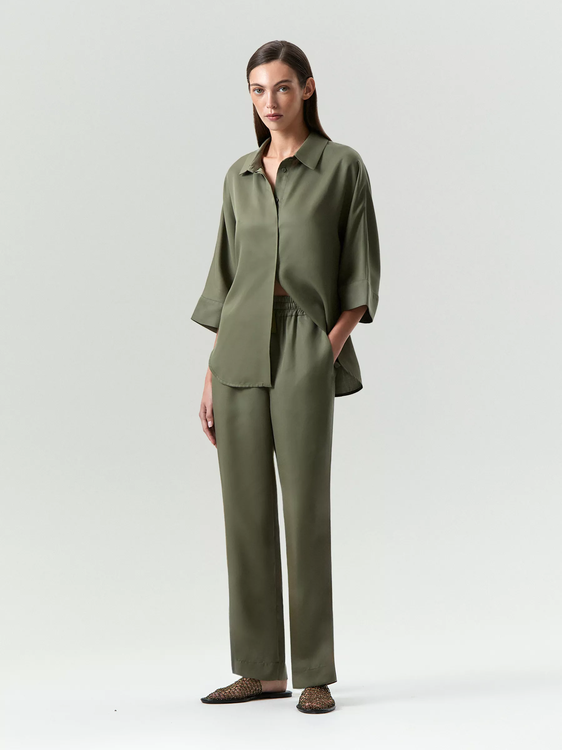 Брюки D184/pomme