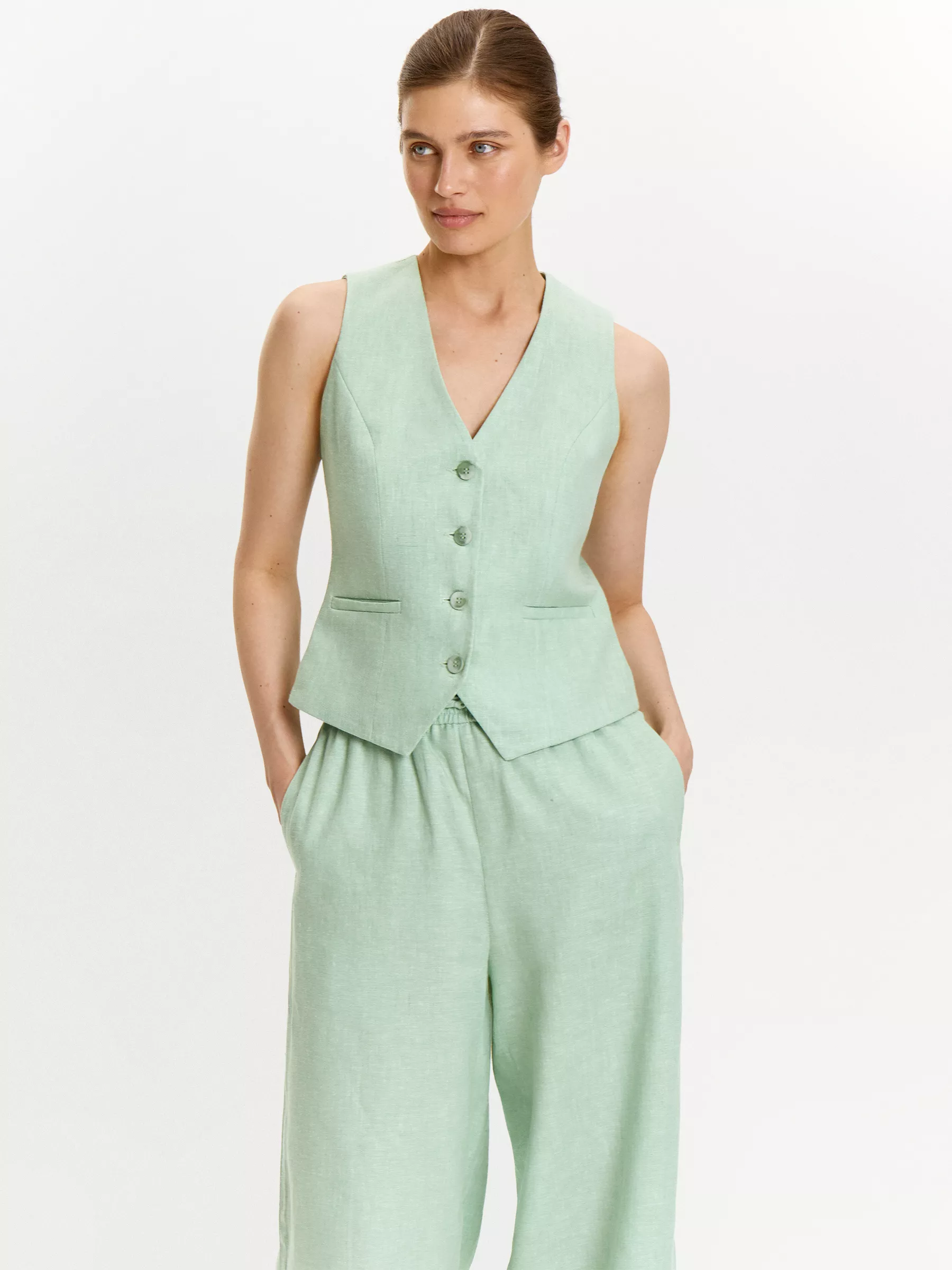 Однобортный жилет изо льна