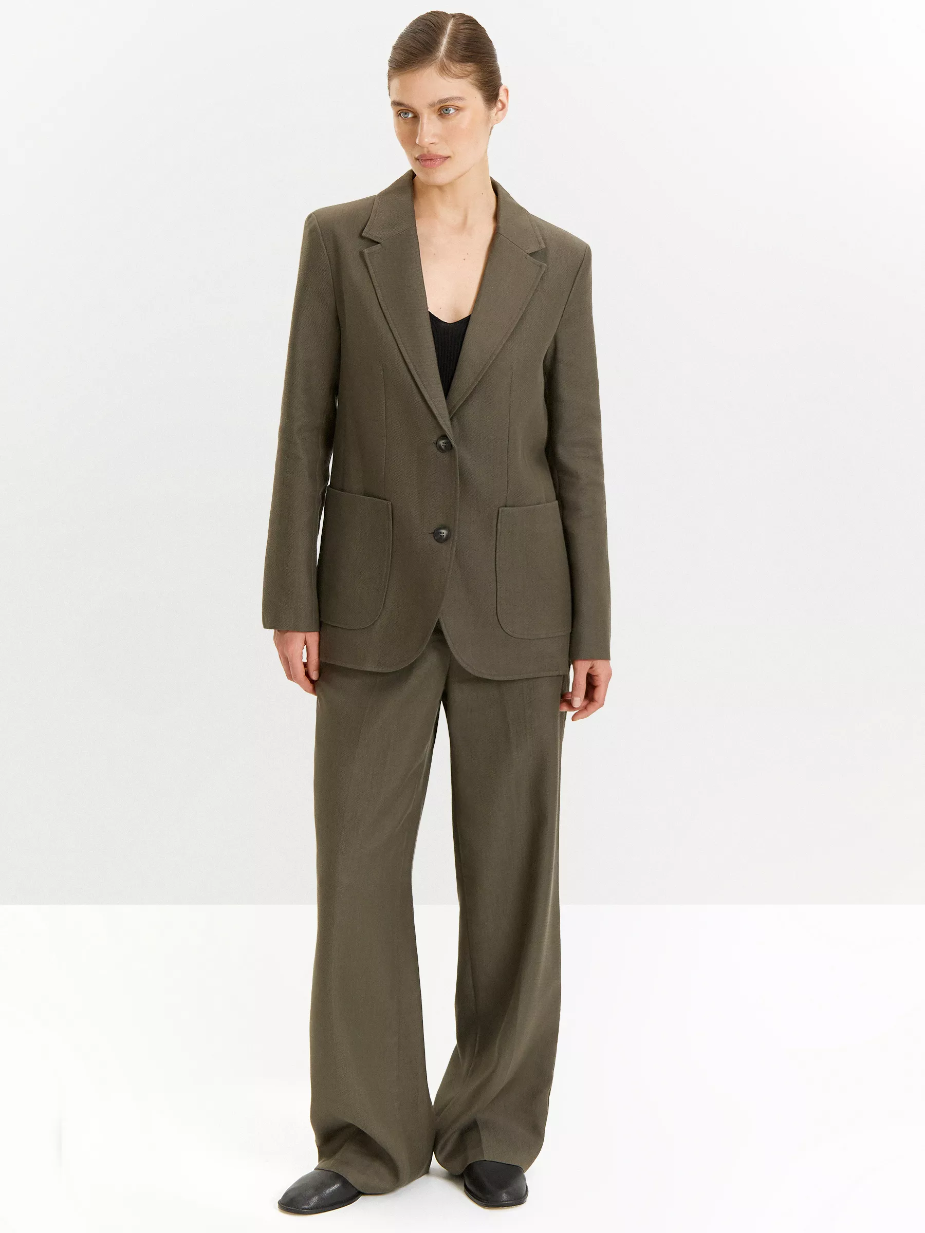 Однобортный жакет с добавлением льна