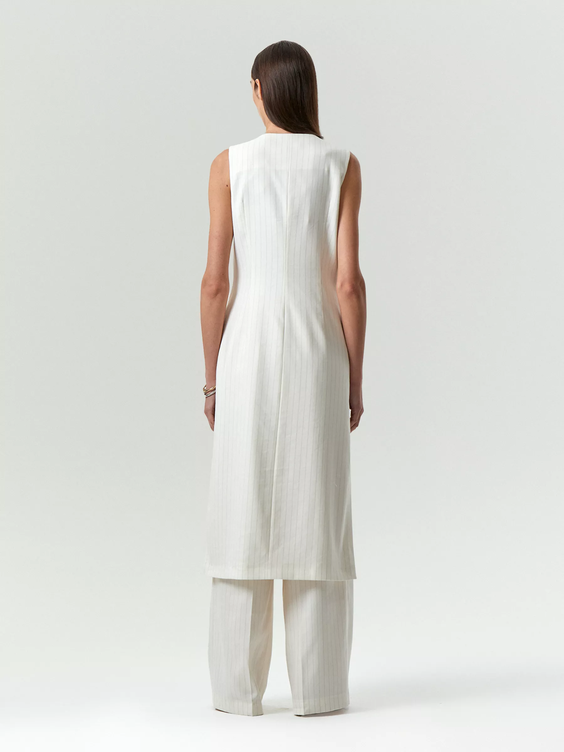 Удлиненный жилет в полоску